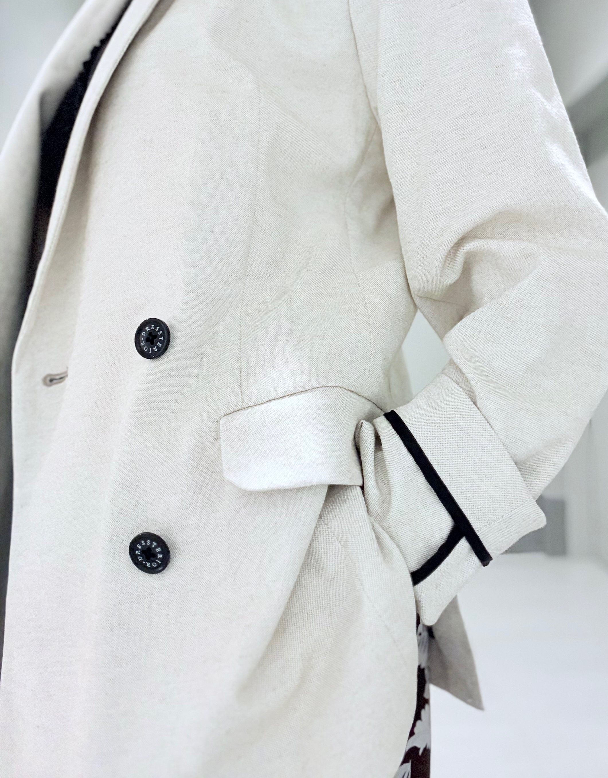 Yamaさんの「DRESSTERIOR｜【セットアップ可/吸水速乾/ウォッシャブル】リネンブレンドオックスダブルジャケット」を使ったコーディネート