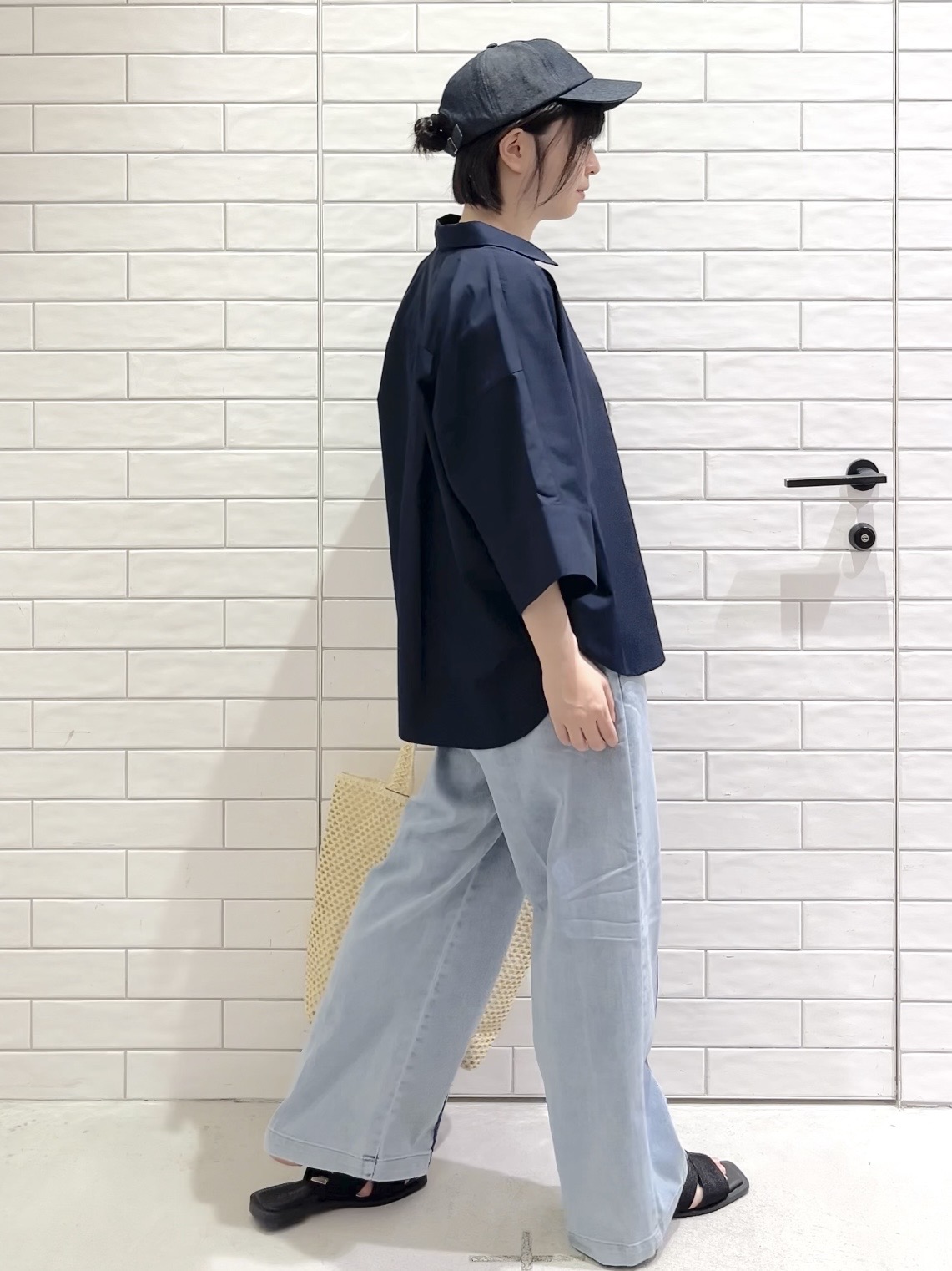 しおりさんの「OPAQUE.CLIP｜【接触冷感】ハーフスリーブシャツ《洗濯機OK／防シワ加工》」を使ったコーディネート