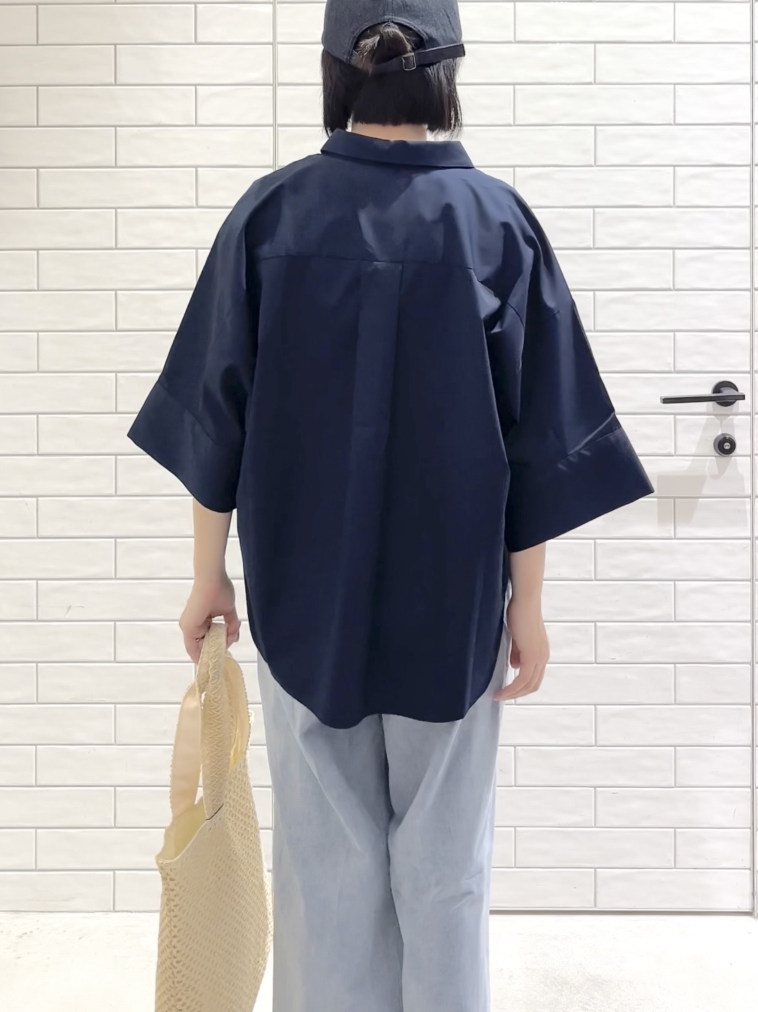 しおりさんの「OPAQUE.CLIP｜【接触冷感】ハーフスリーブシャツ《洗濯機OK／防シワ加工》」を使ったコーディネート