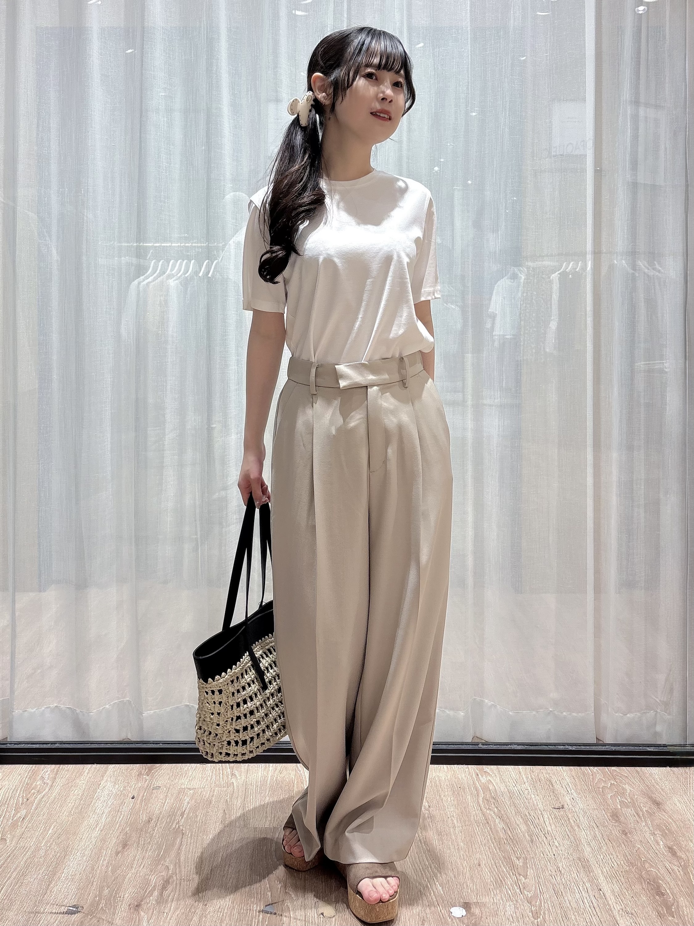 ぞうげさんの「OPAQUE.CLIP｜オーガニックコットン混ベーシックTシャツ【洗濯機OK】《SS～LL》」を使ったコーディネート