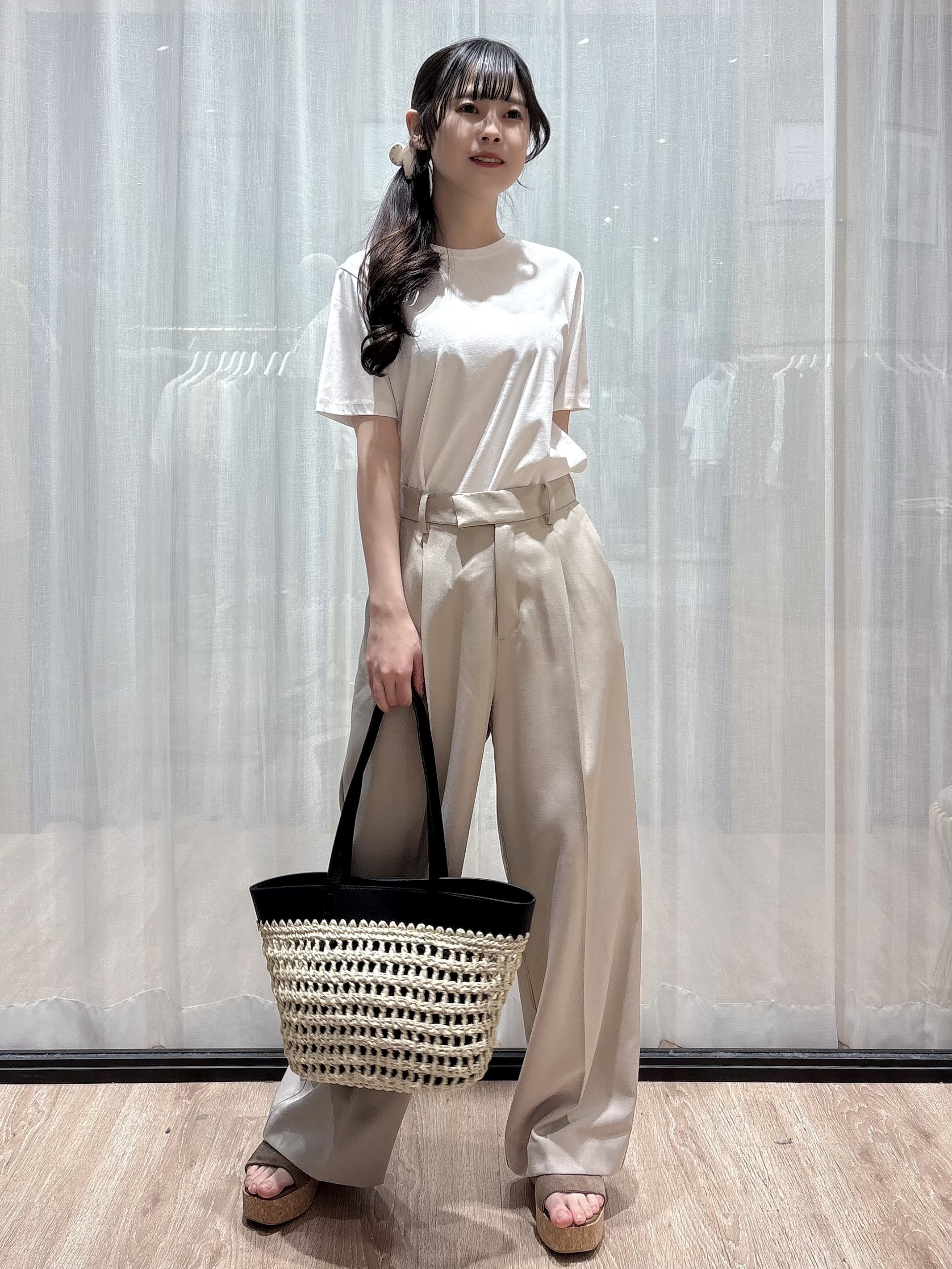 ぞうげさんの「OPAQUE.CLIP｜オーガニックコットン混ベーシックTシャツ【洗濯機OK】《SS～LL》」を使ったコーディネート