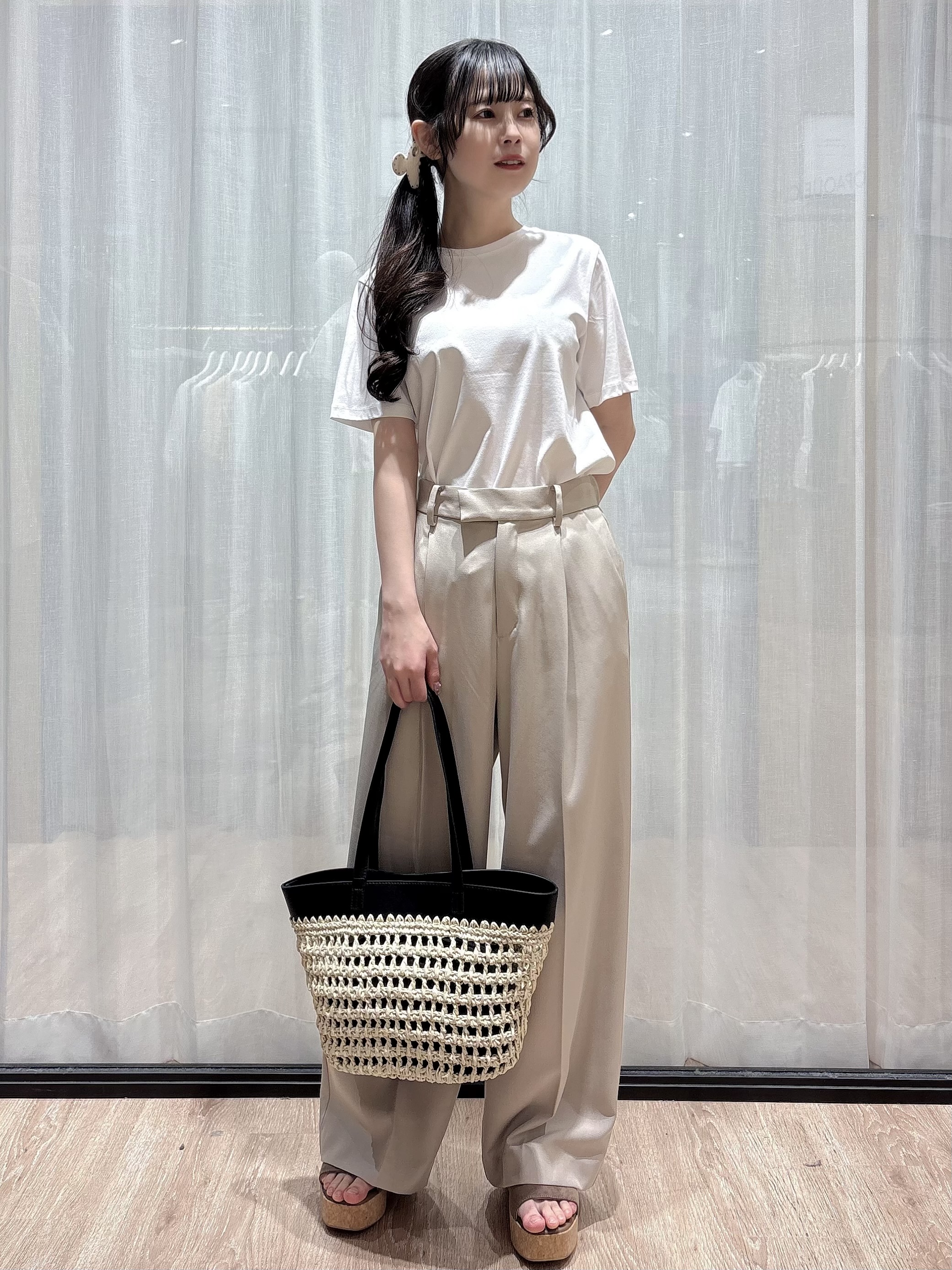 ぞうげさんの「OPAQUE.CLIP｜オーガニックコットン混ベーシックTシャツ【洗濯機OK】《SS～LL》」を使ったコーディネート