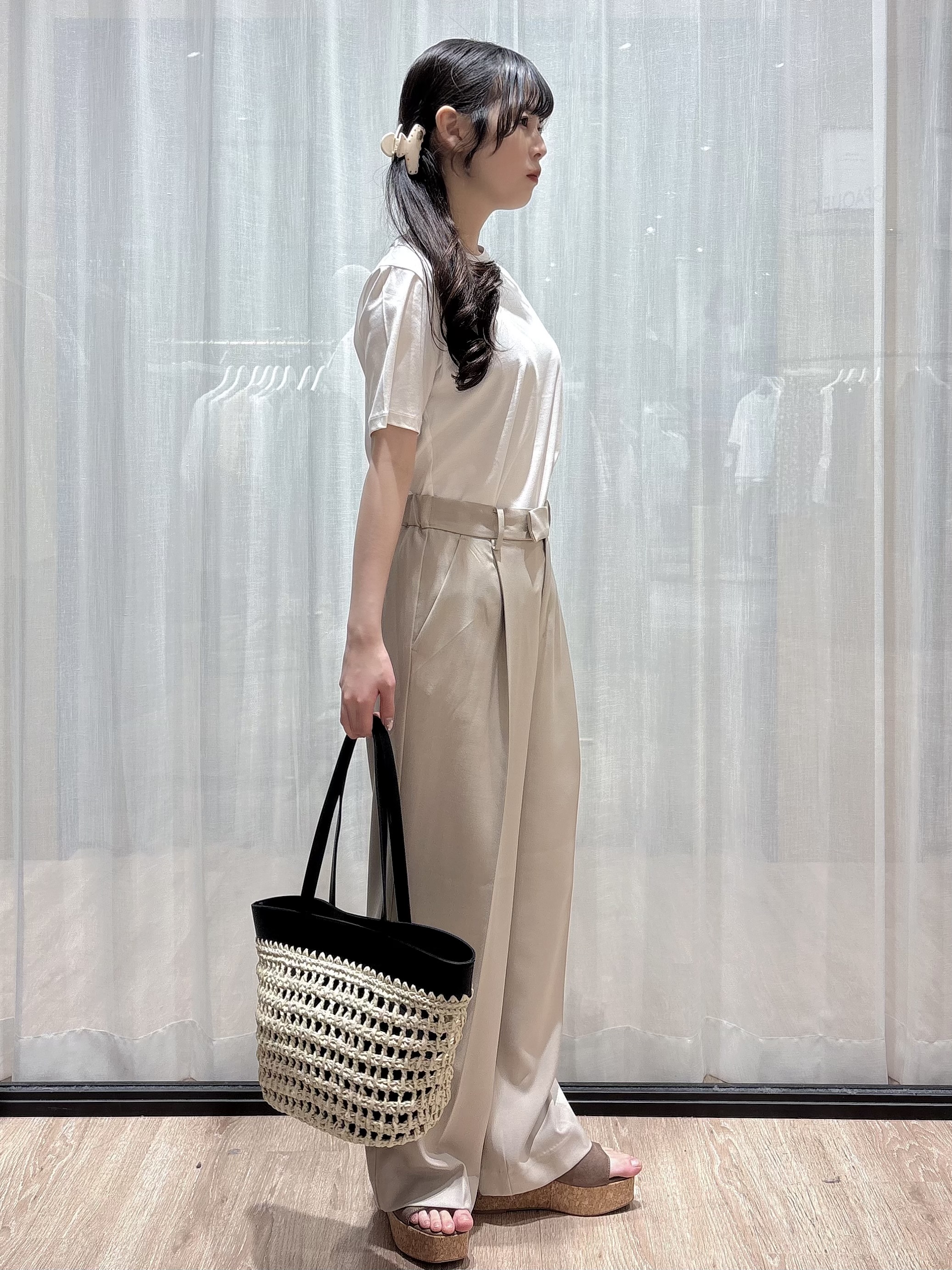 ぞうげさんの「OPAQUE.CLIP｜オーガニックコットン混ベーシックTシャツ【洗濯機OK】《SS～LL》」を使ったコーディネート