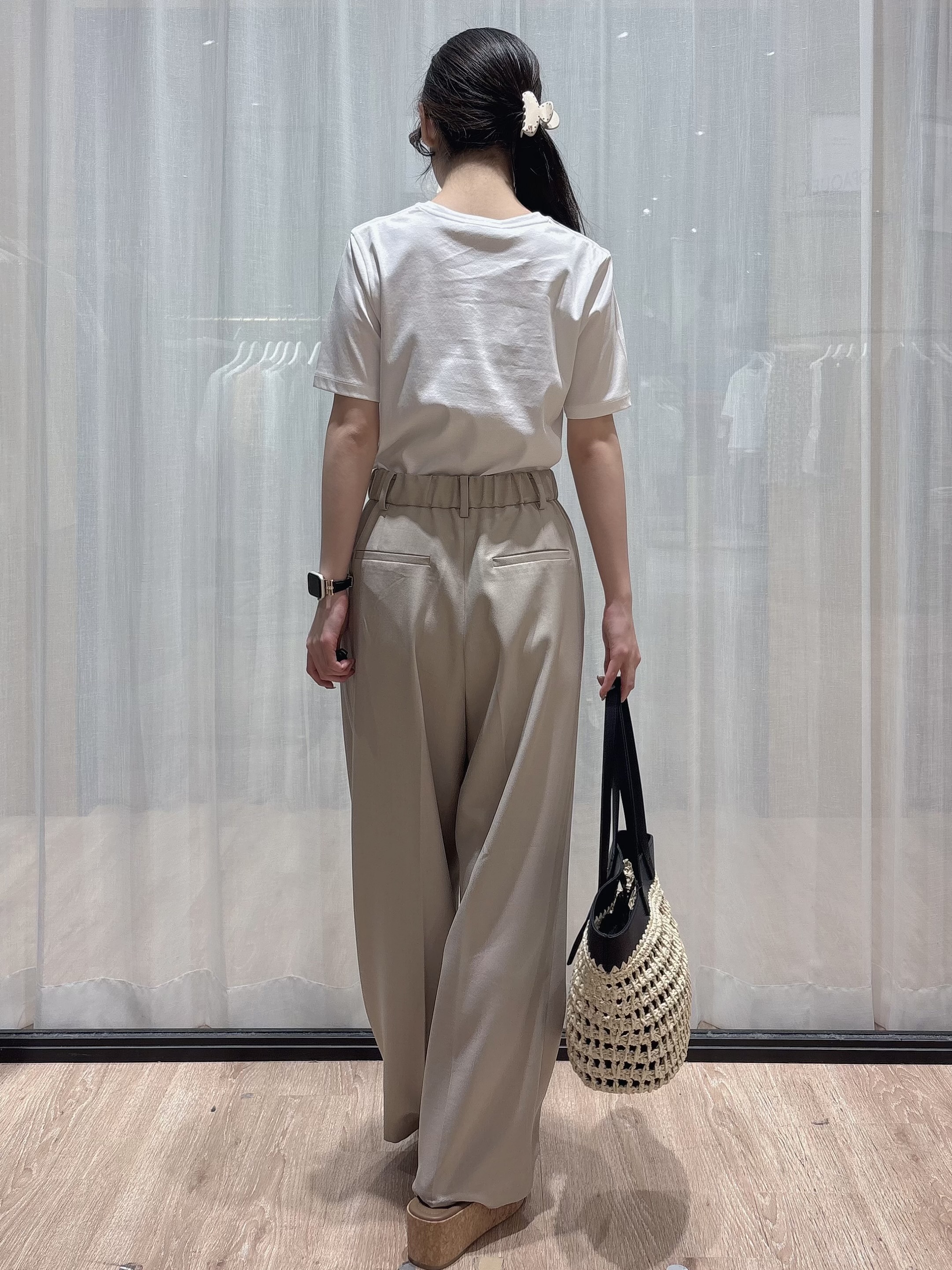 ぞうげさんの「OPAQUE.CLIP｜オーガニックコットン混ベーシックTシャツ【洗濯機OK】《SS～LL》」を使ったコーディネート