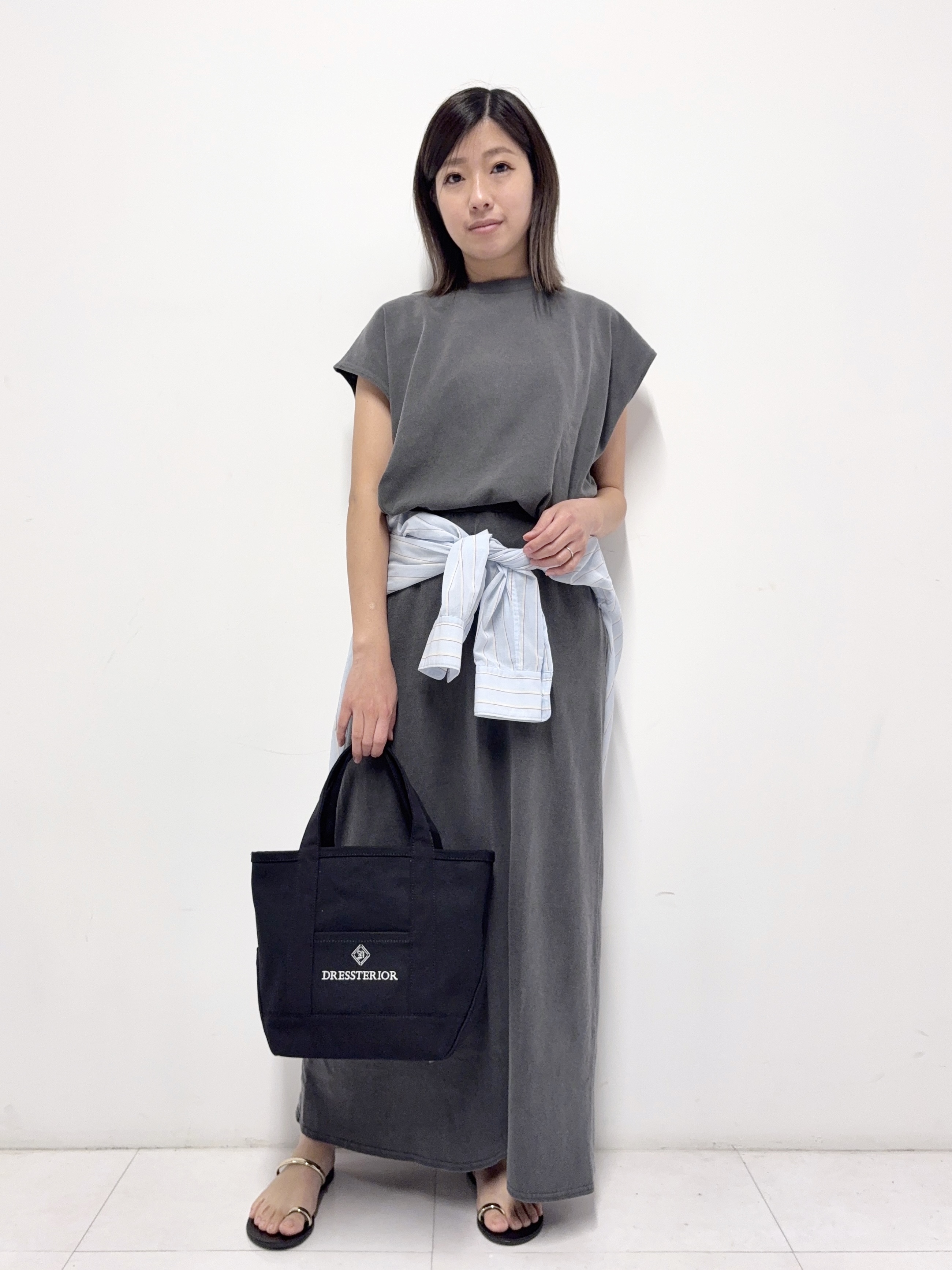 Nishijimaさんの「DRESSTERIOR｜シアー ストライプシャツ」を使ったコーディネート