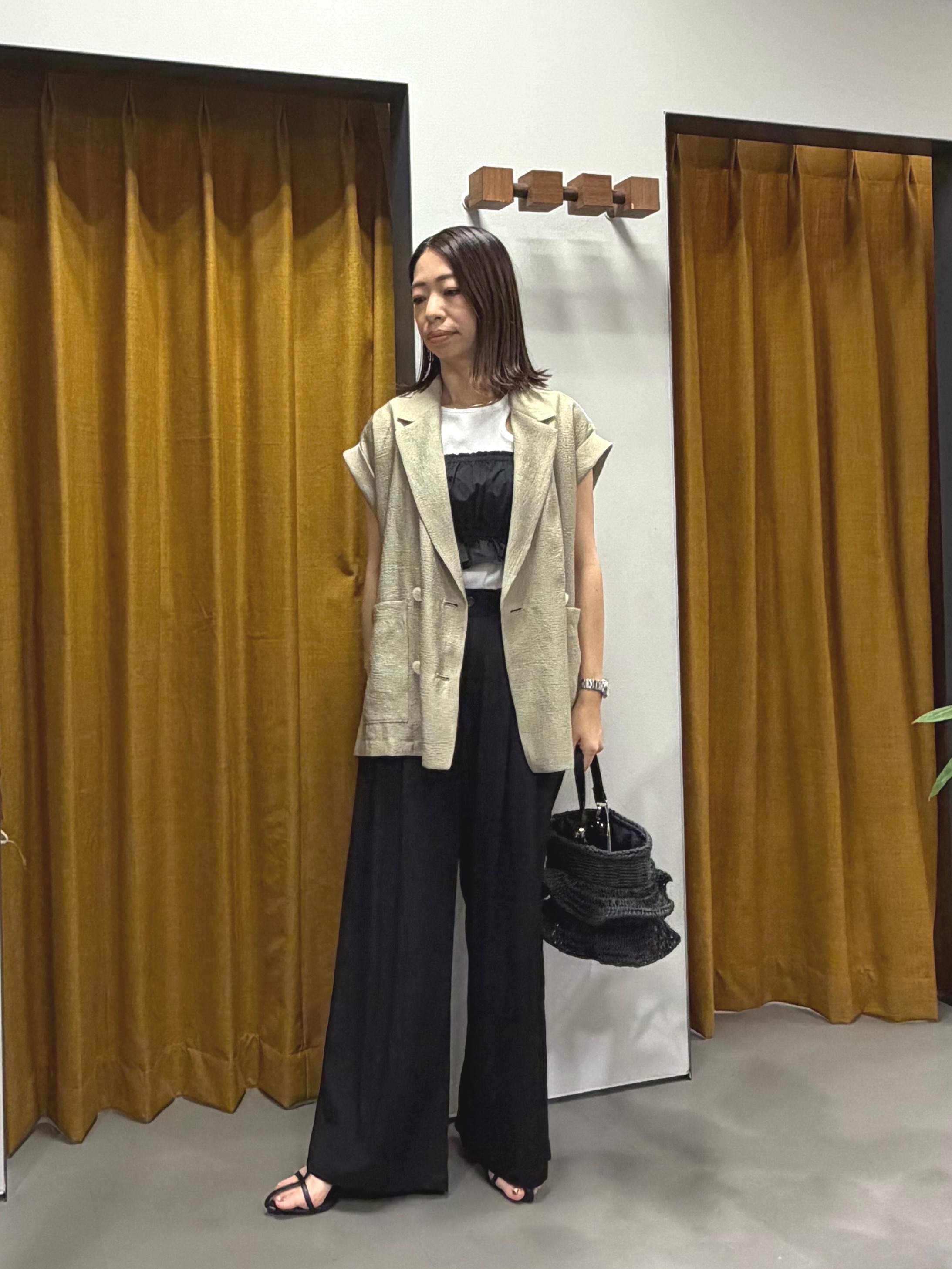 Mikoさんの「INDIVI｜ワッシャーシアー半袖ダブルジャケット」を使ったコーディネート