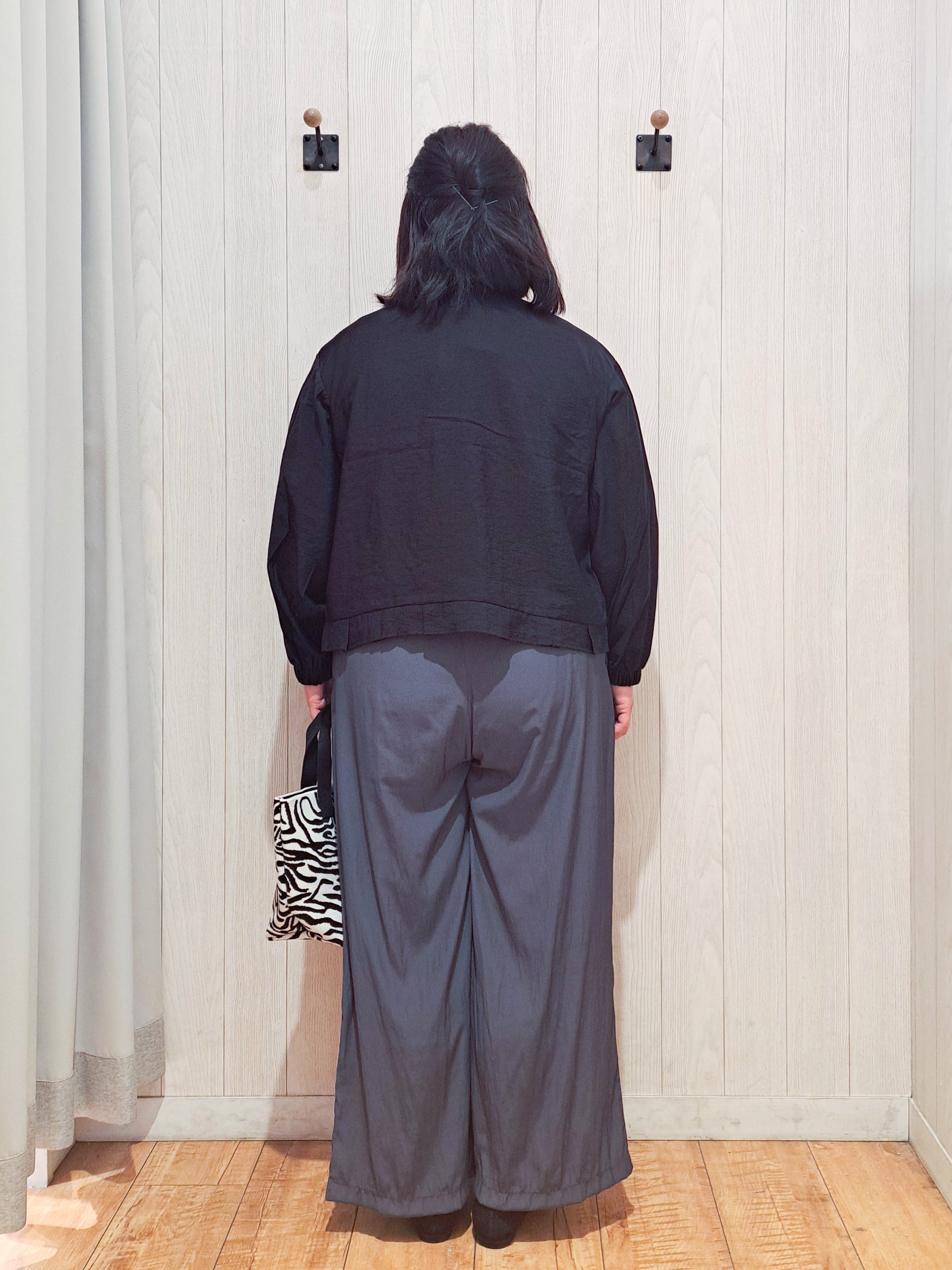 kotomiさんの「SHOO･LA･RUE｜【毎日洗える/S-LL/UV】上半身すっきり 二の腕見せない5分袖ニット」を使ったコーディネート