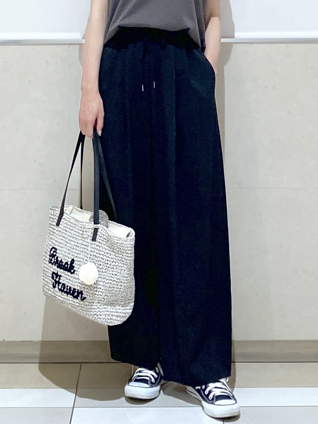eriko さんの「Dessin｜【洗える】オーガニックコットンロゴTシャツ」を使ったコーディネート