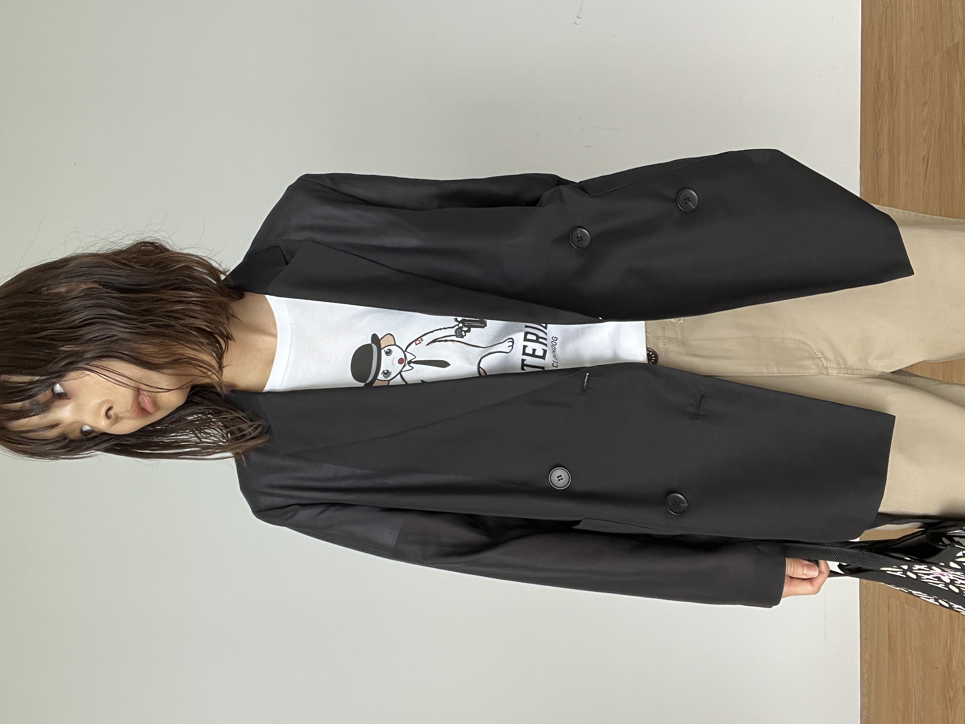 misaさんの「DRESSTERIOR｜◆【EC/ルクア大阪店限定】ボーラーハットクロックドッグTシャツ」を使ったコーディネート