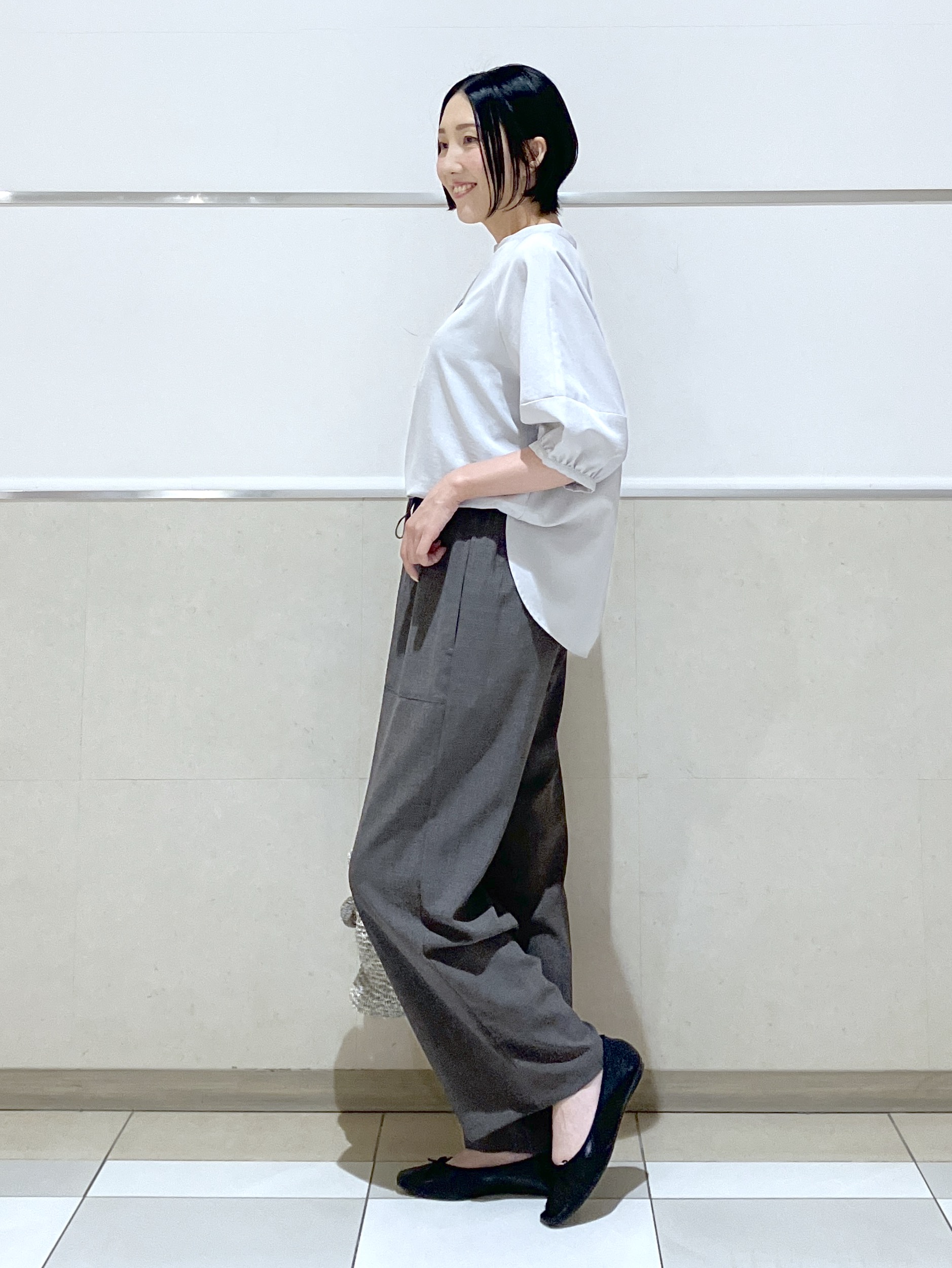 eriko さんの「Dessin｜【洗える】スキッパーライトブラウス」を使ったコーディネート