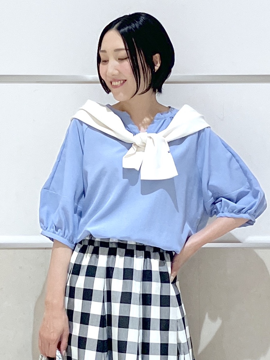 eriko さんの「Dessin｜【洗える】スキッパーライトブラウス」を使ったコーディネート