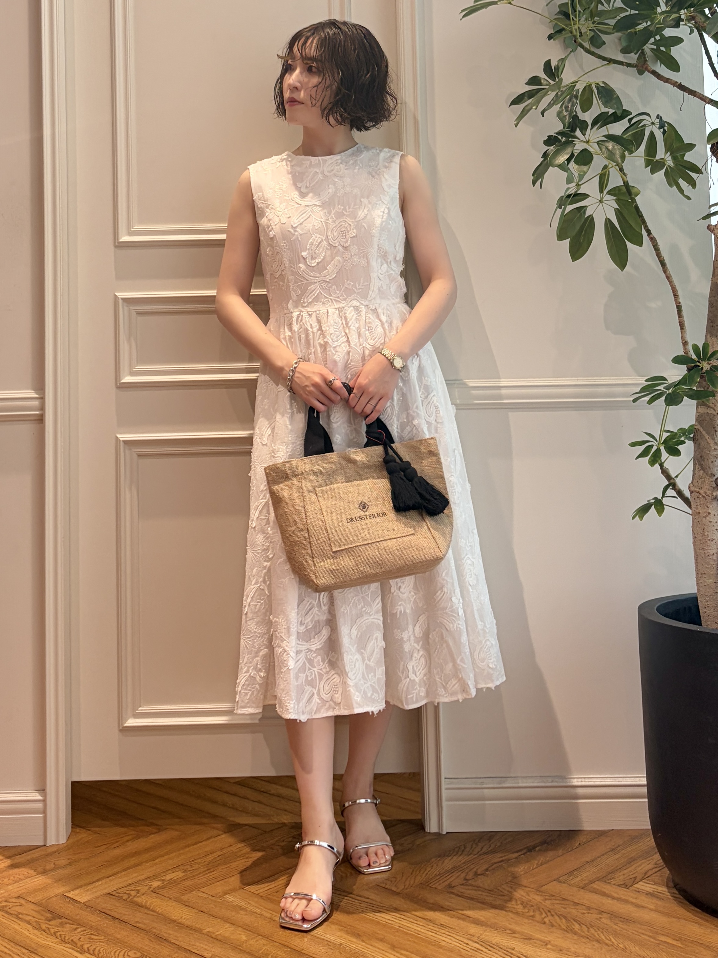 nakaoさんの「DRESSTERIOR｜【otonaMUSE5月号掲載】スキニーベルトサンダル」を使ったコーディネート