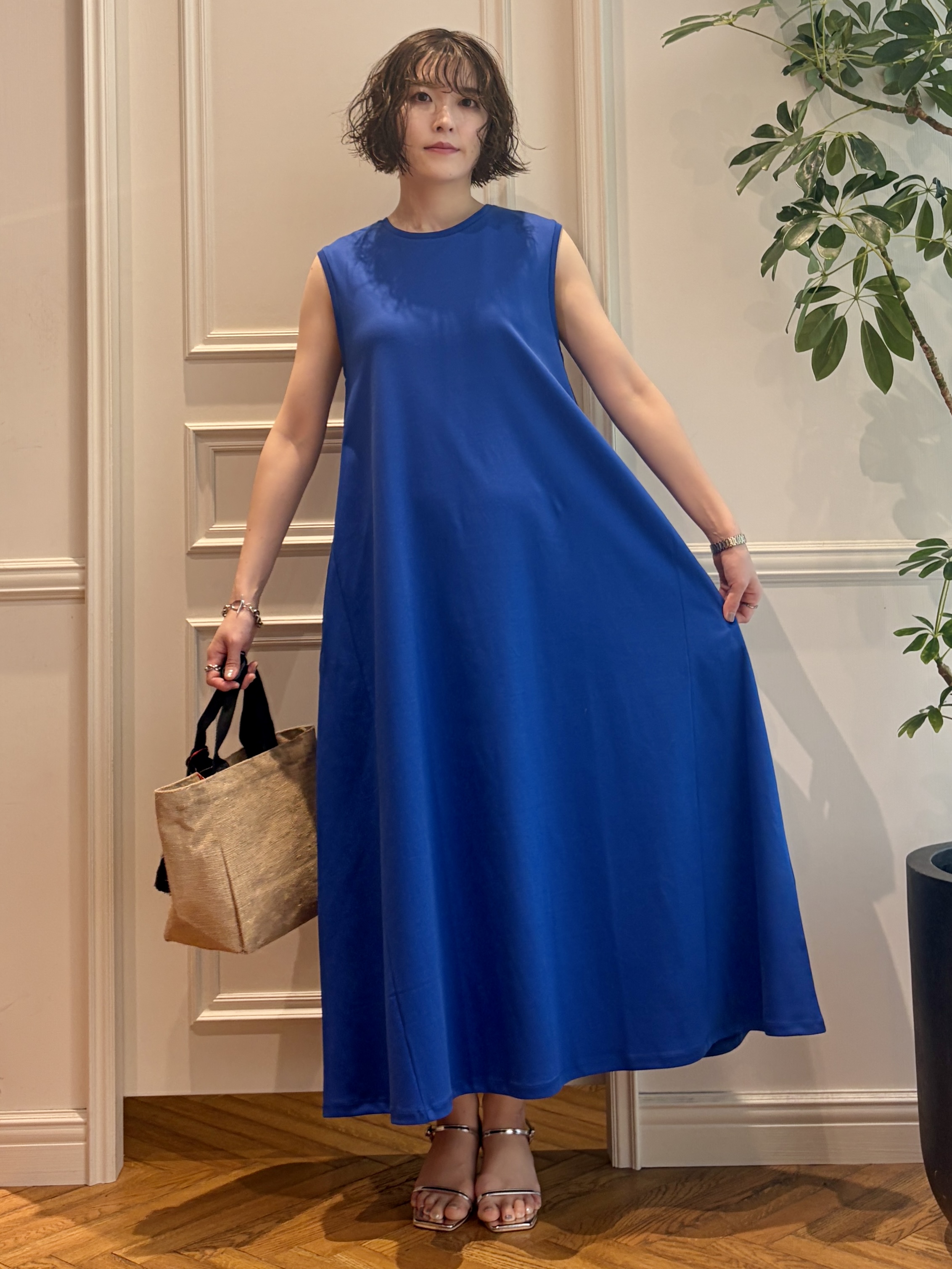 nakaoさんの「DRESSTERIOR｜【otonaMUSE5月号掲載】スキニーベルトサンダル」を使ったコーディネート
