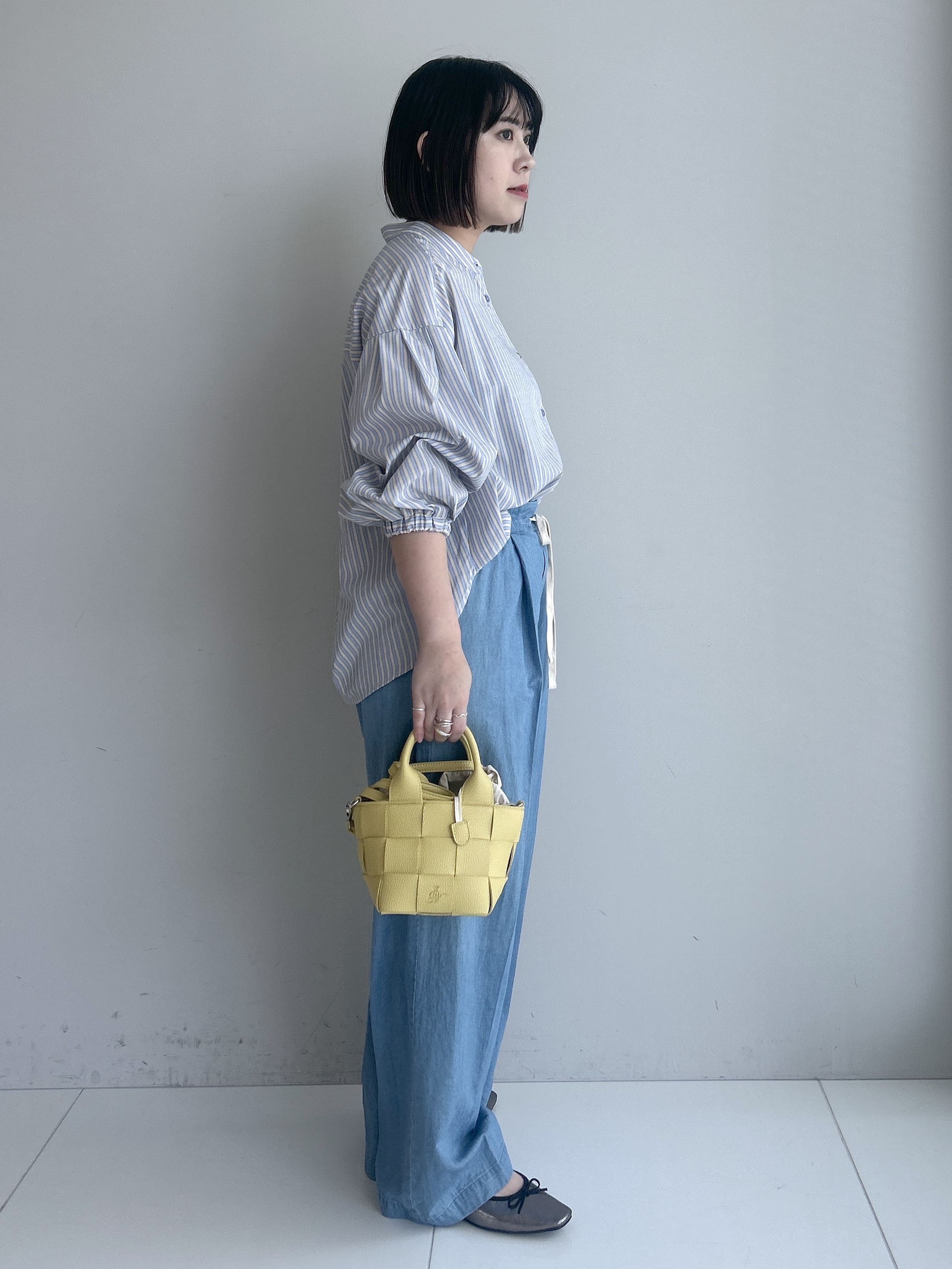 Hirokaさんの「Dessin｜【洗える】バルーンスリーブバンドカラーシャツ」を使ったコーディネート