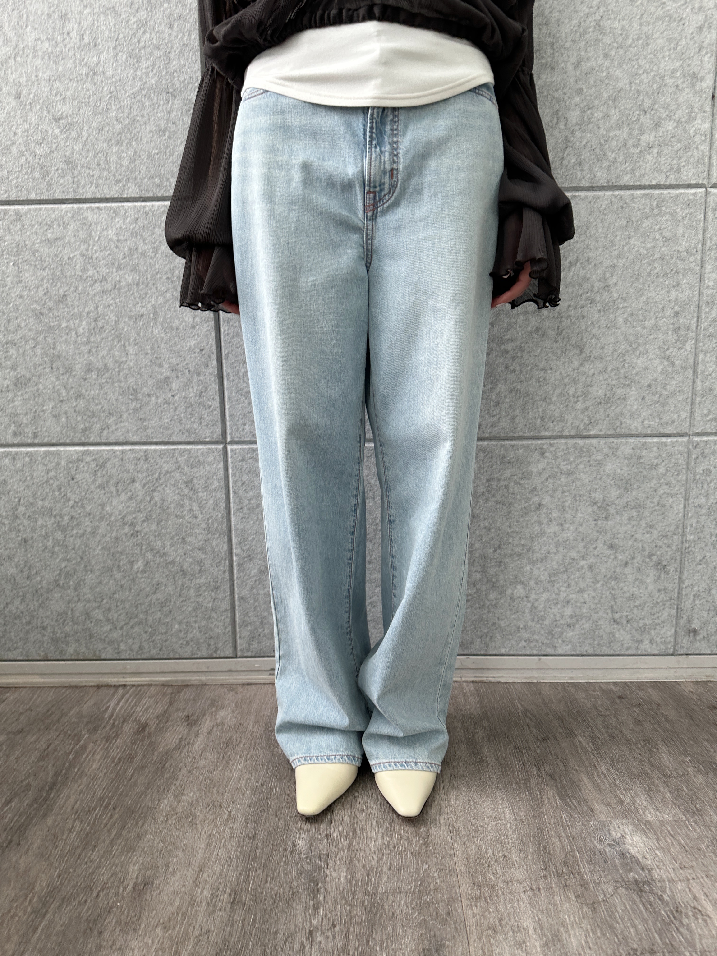 Buyer sakkoさんの「CODE A｜off－shoulder blouse」を使ったコーディネート