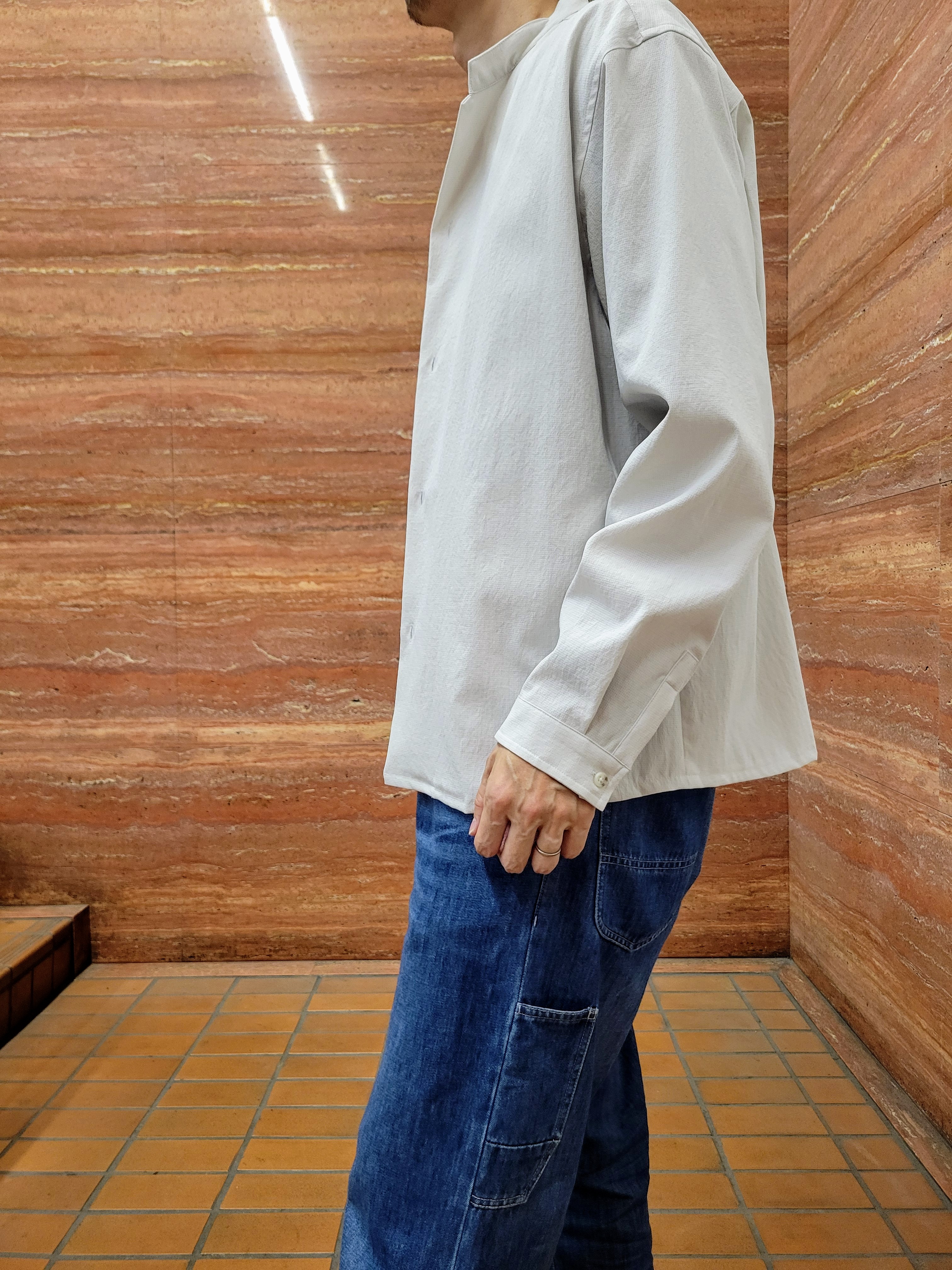 piroyaさんの「TAKEO KIKUCHI｜【撥水・洗える・シワになりにくい】 リランチェ（R） シャツ」を使ったコーディネート