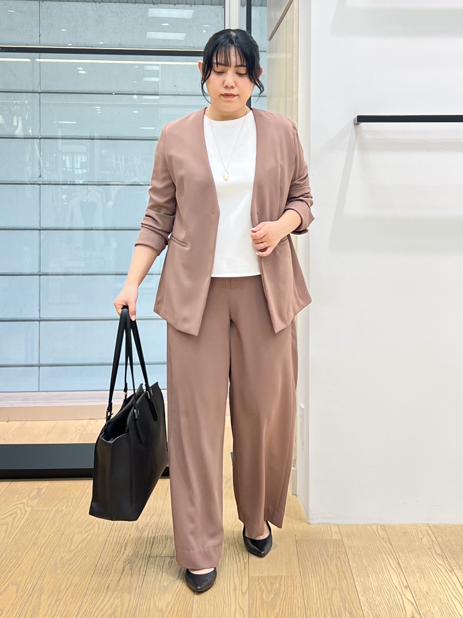 shimaさんの「INDIVI｜【接触冷感／透湿／着る日傘】ノーカラージャケット」を使ったコーディネート