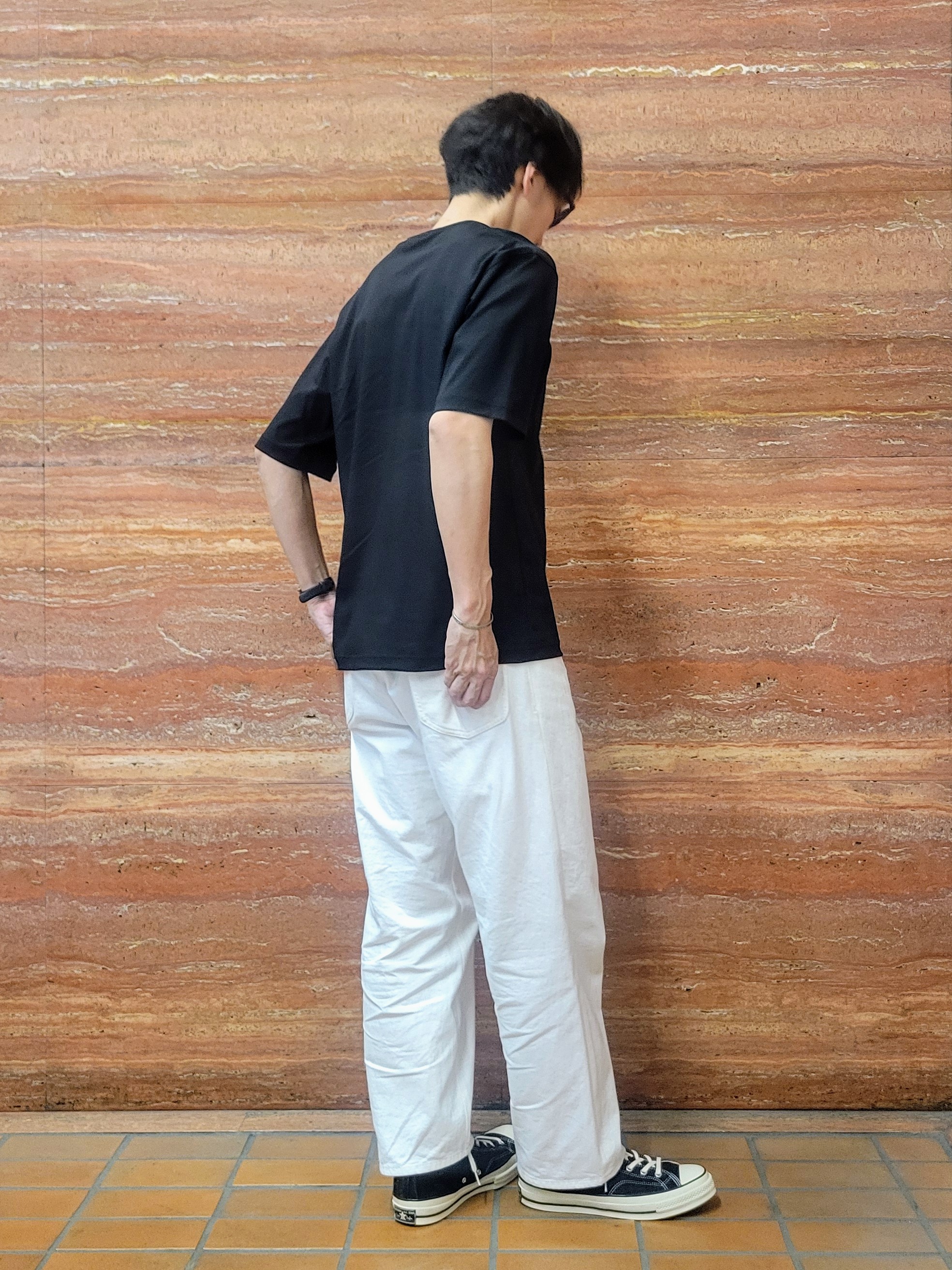 piroyaさんの「TAKEO KIKUCHI｜【BOWLER HAT LABEL】アイスクリアコットン ワンストローク 半袖Tシャツ」を使ったコーディネート