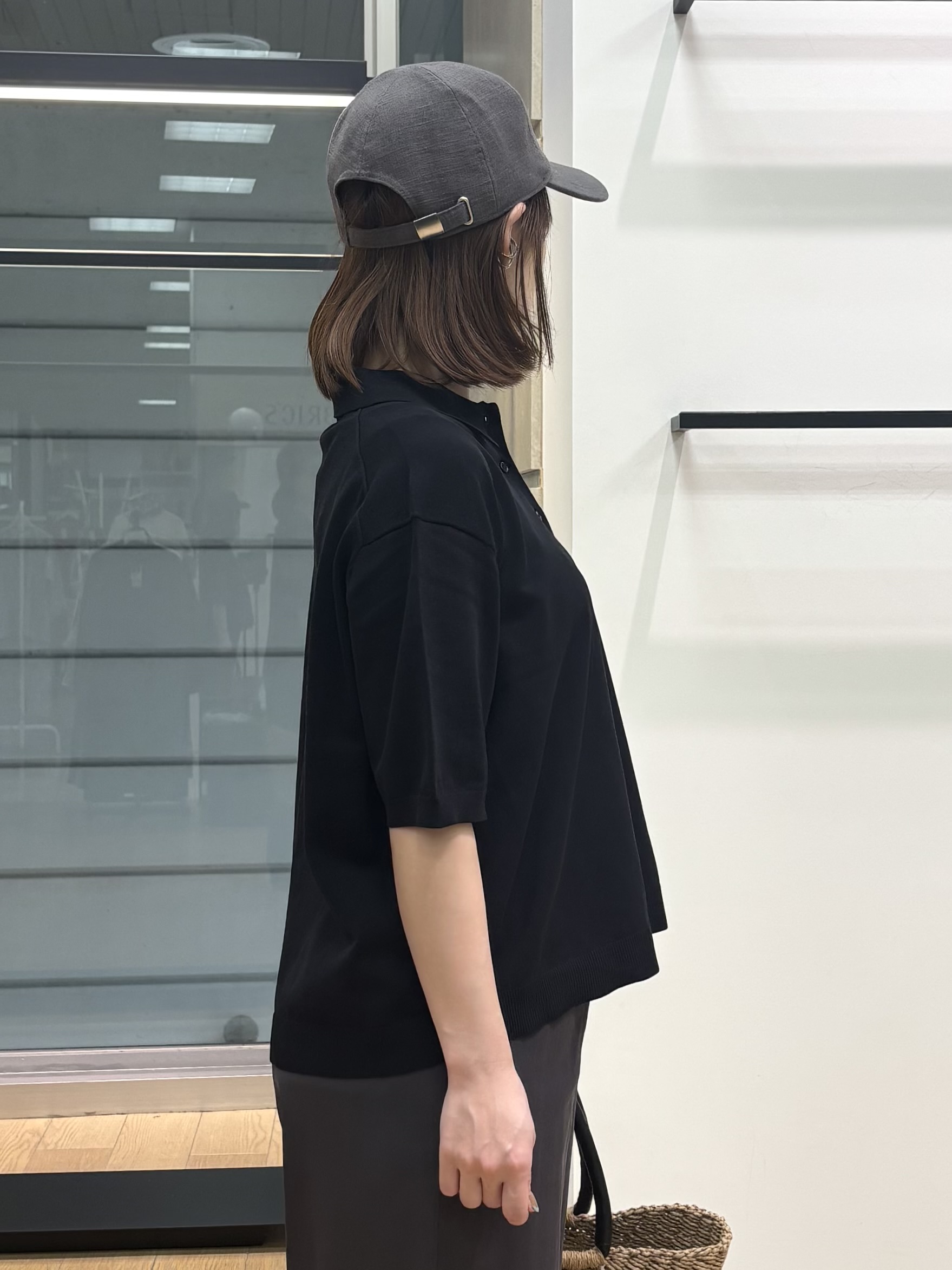 asamiさんの「INDIVI｜【洗える／コットン】ドライタッチさらりポロ襟ニットT」を使ったコーディネート