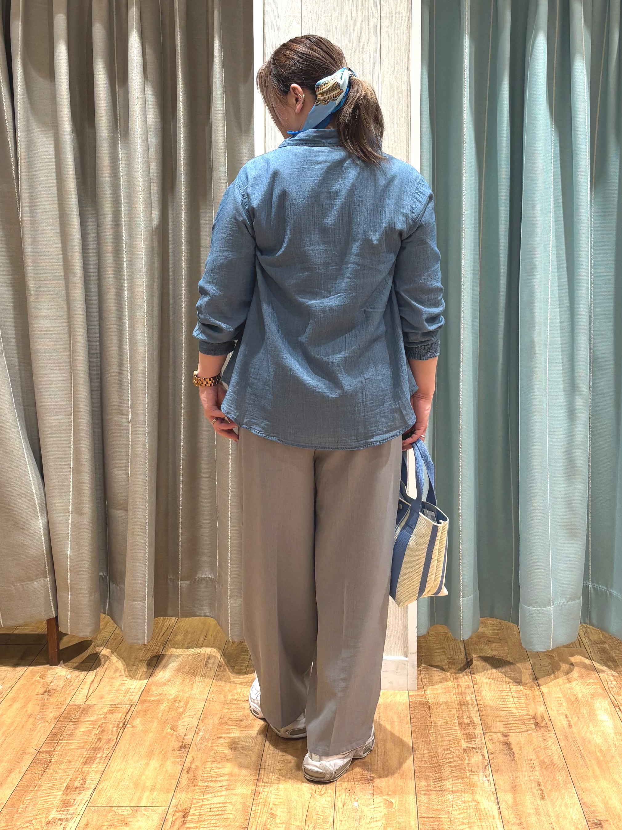 HANAさんの「SHOO･LA･RUE｜【綿100％/S-LL/プチプラ】選べる3柄 プリントアソートTシャツ」を使ったコーディネート