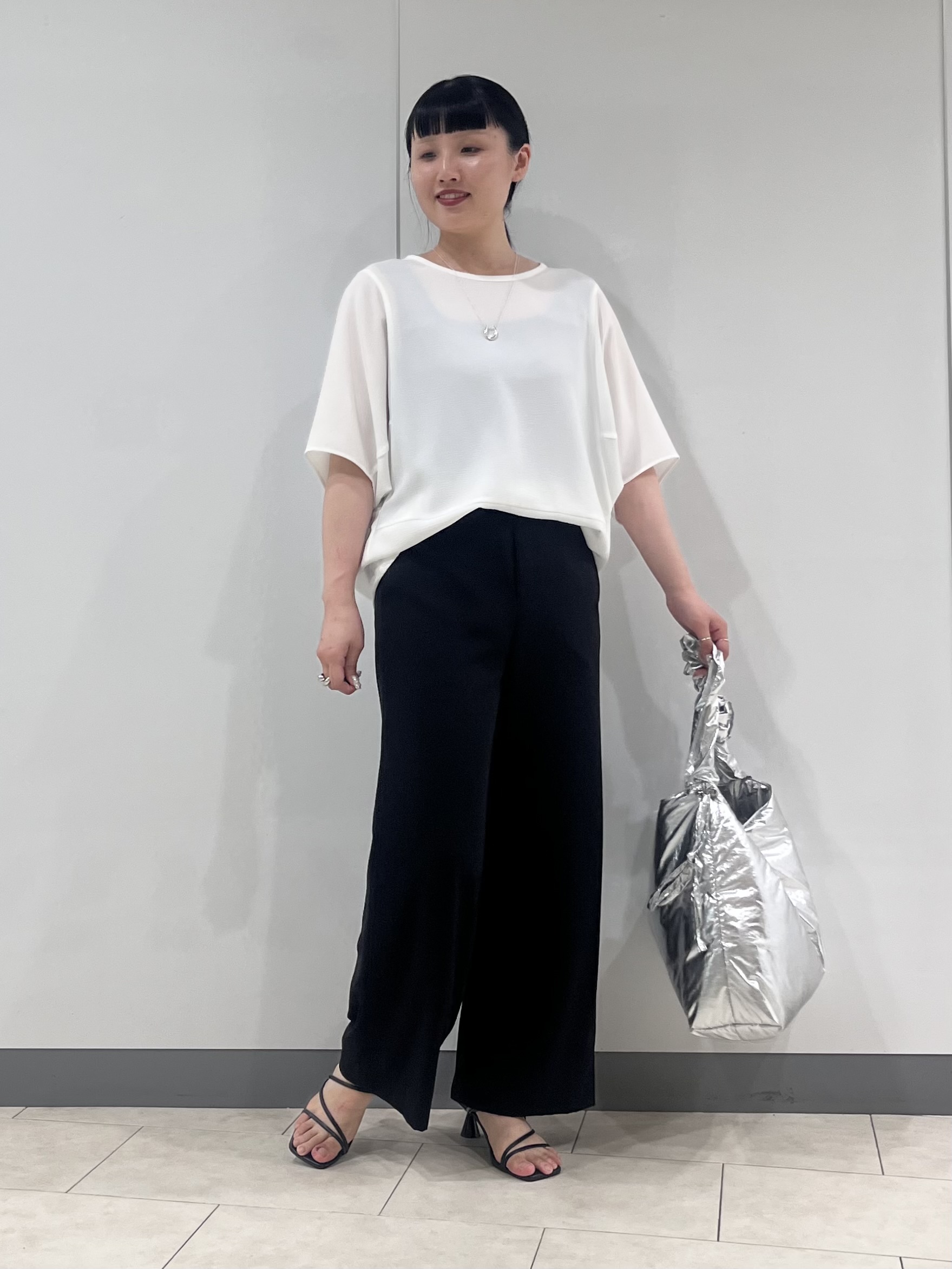 hasuさんの「INDIVI｜【洗える／2WAY／裾ドロスト付き】 ドルマンスリーブチュニックトップス」を使ったコーディネート