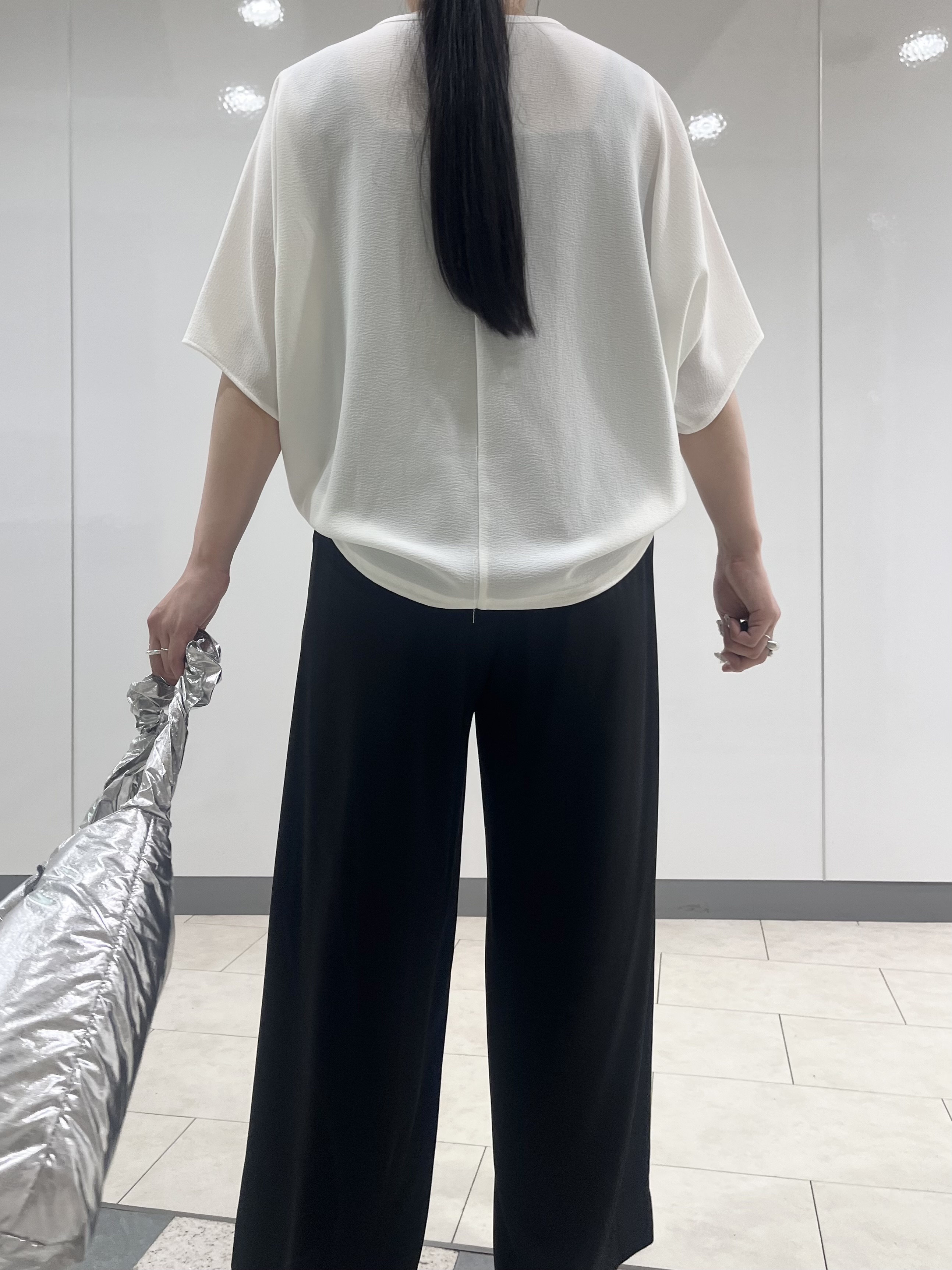hasuさんの「INDIVI｜【洗える／2WAY／裾ドロスト付き】 ドルマンスリーブチュニックトップス」を使ったコーディネート