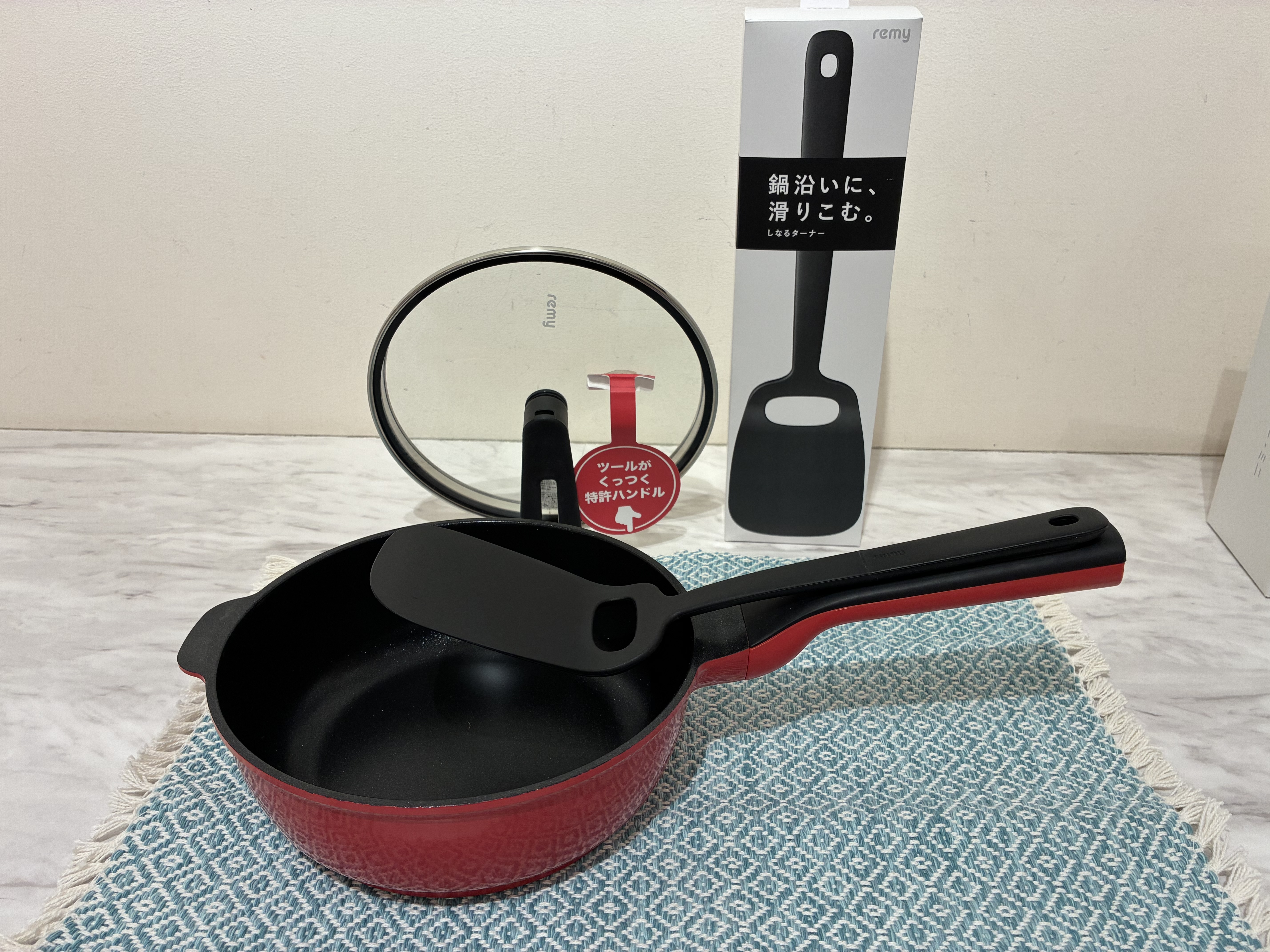 マユさんの「212 KITCHEN STORE｜◆レミパン プラス 24cm WH ＜remy レミー＞」を使ったコーディネート