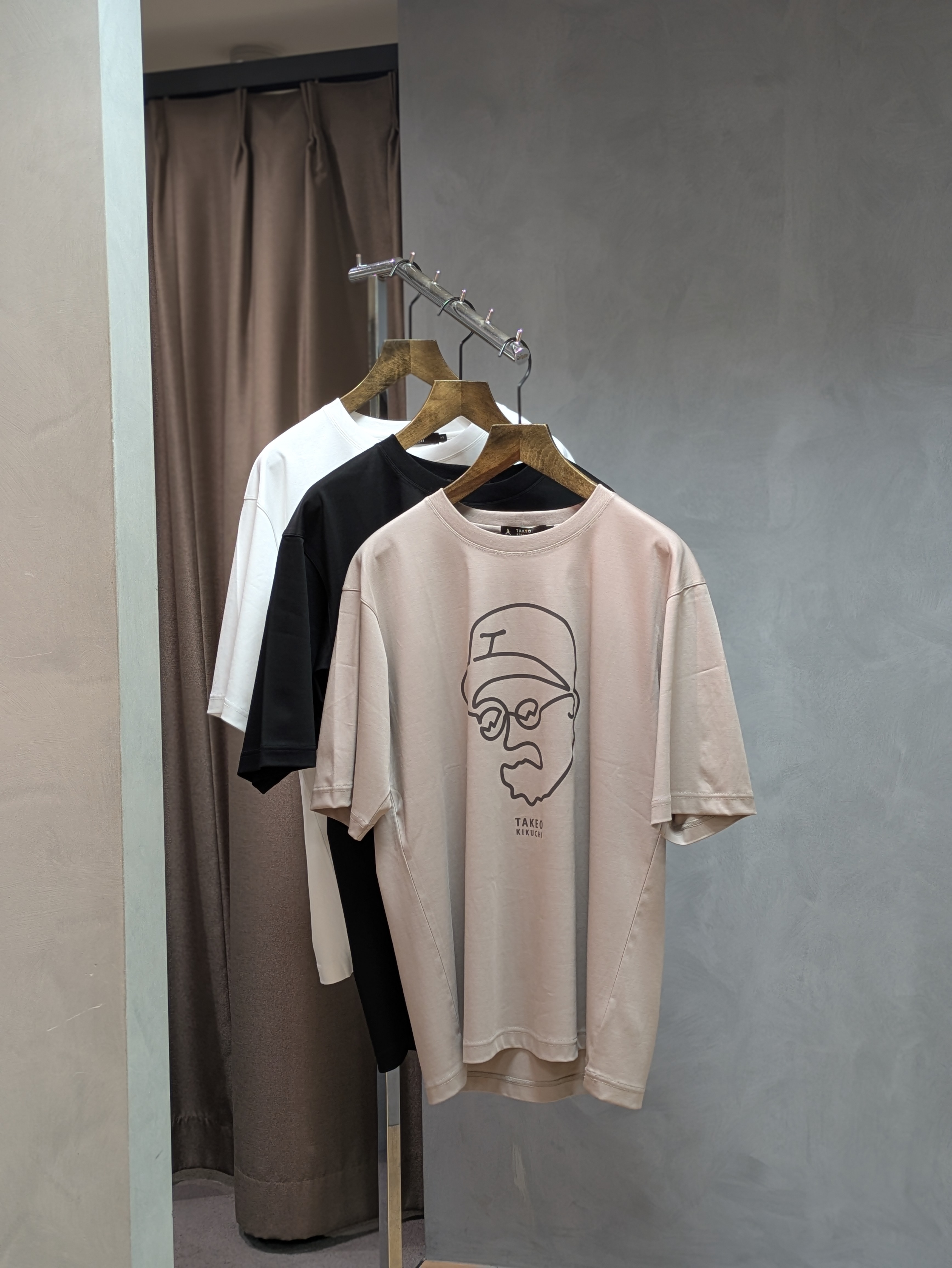 yasuさんの「TAKEO KIKUCHI｜【BOWLER HAT LABEL】アイスクリアコットン ワンストローク 半袖Tシャツ」を使ったコーディネート