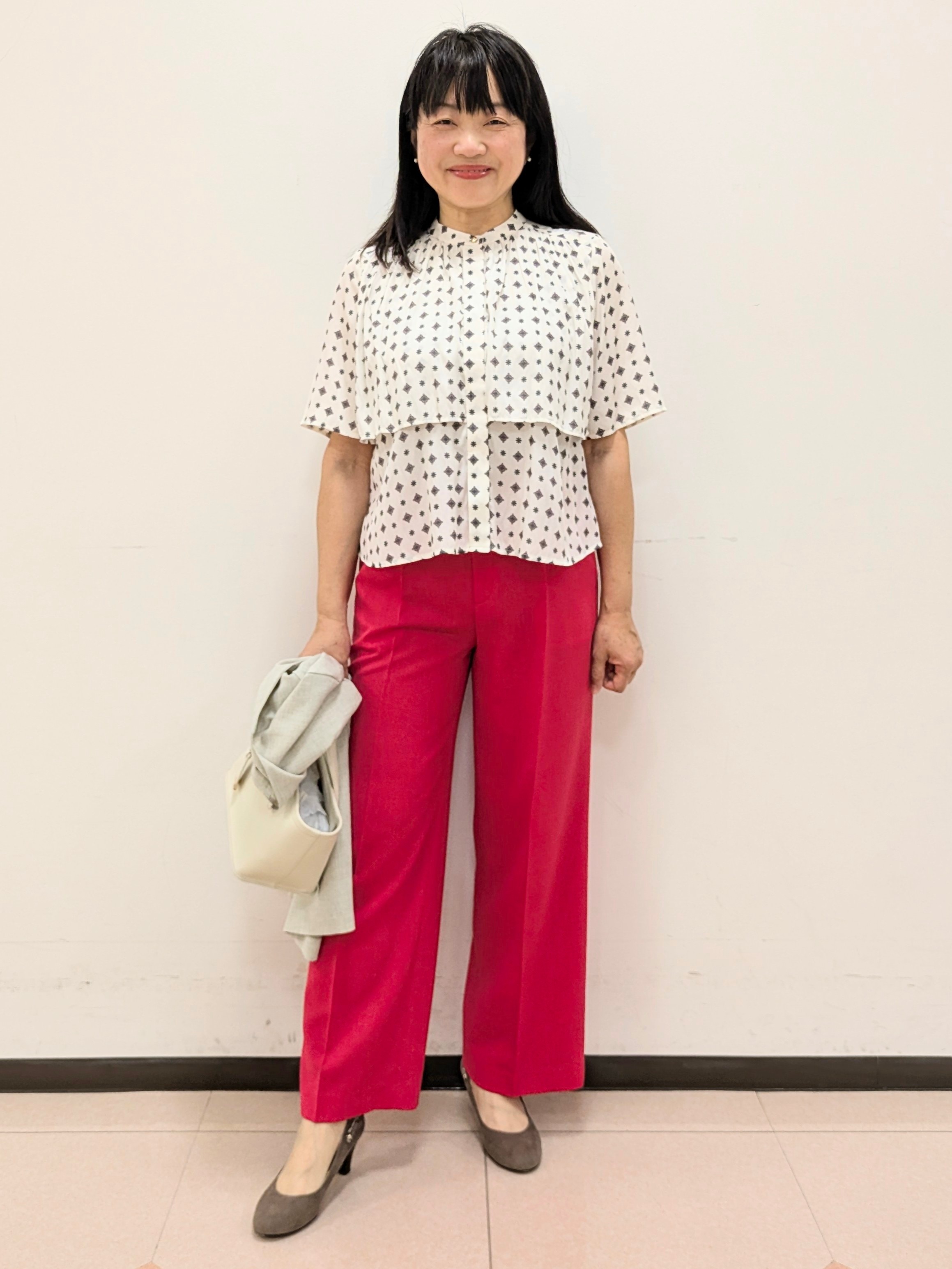 ともさんの「UNTITLED｜◆【さらりと快適/セットアップ可/UV/接触冷感】スラブカラーレスジャケット」を使ったコーディネート