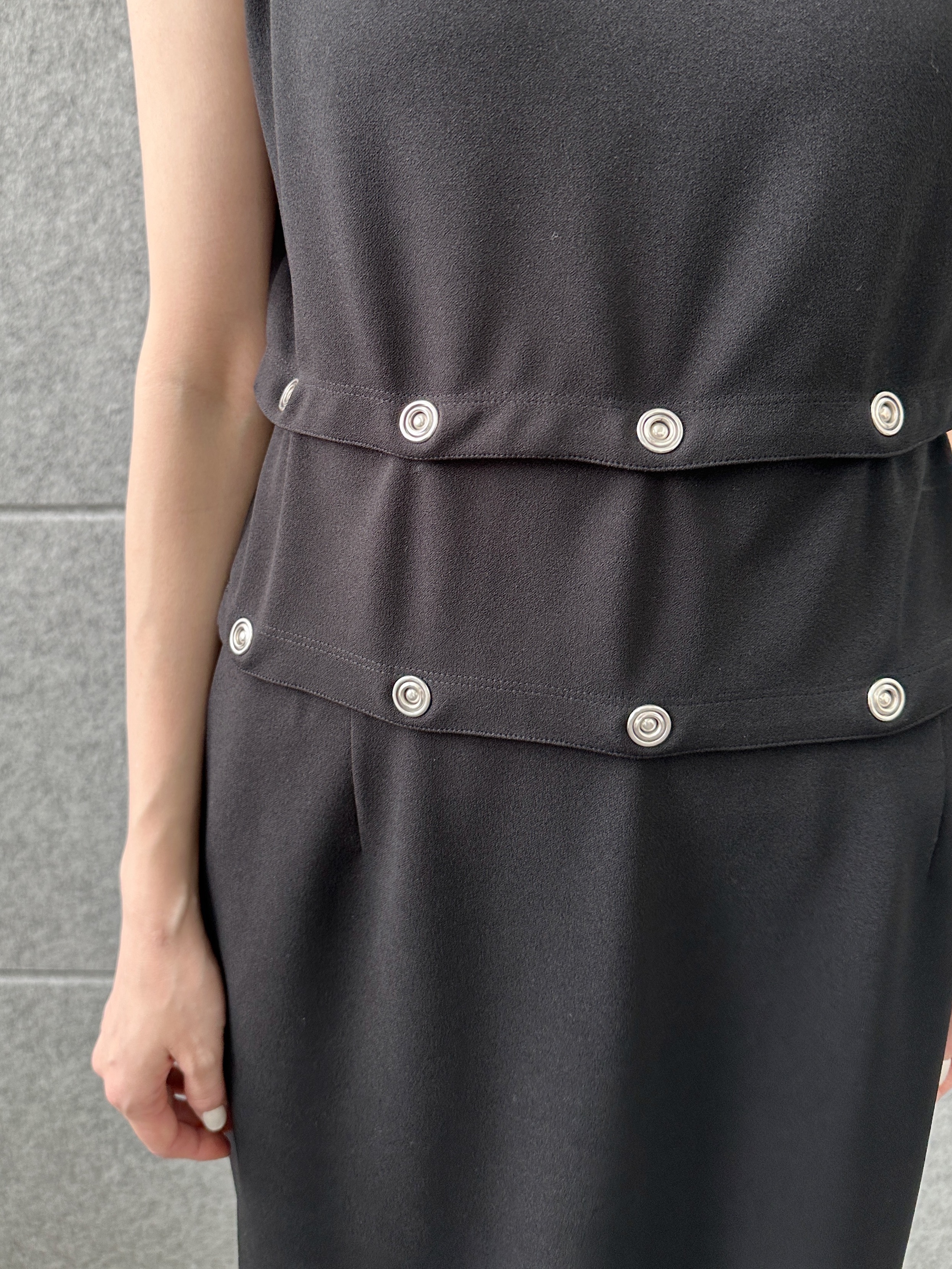 Buyer sakkoさんの「CODE A｜modular split dress」を使ったコーディネート