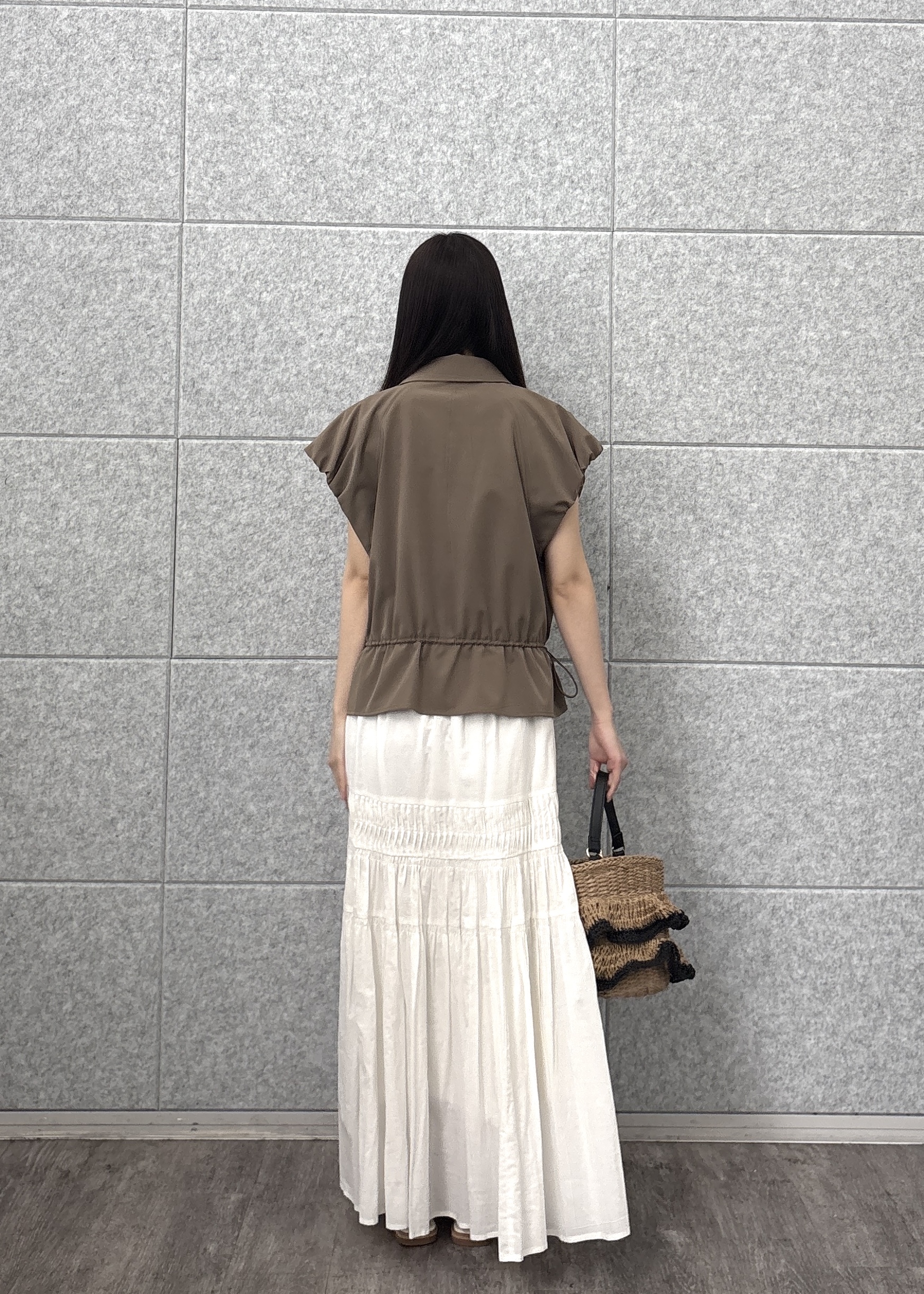 Renoさんの「INDIVI｜ジップアップフォルムブルゾン【セットアップ可能／UVカット／接触冷感】」を使ったコーディネート