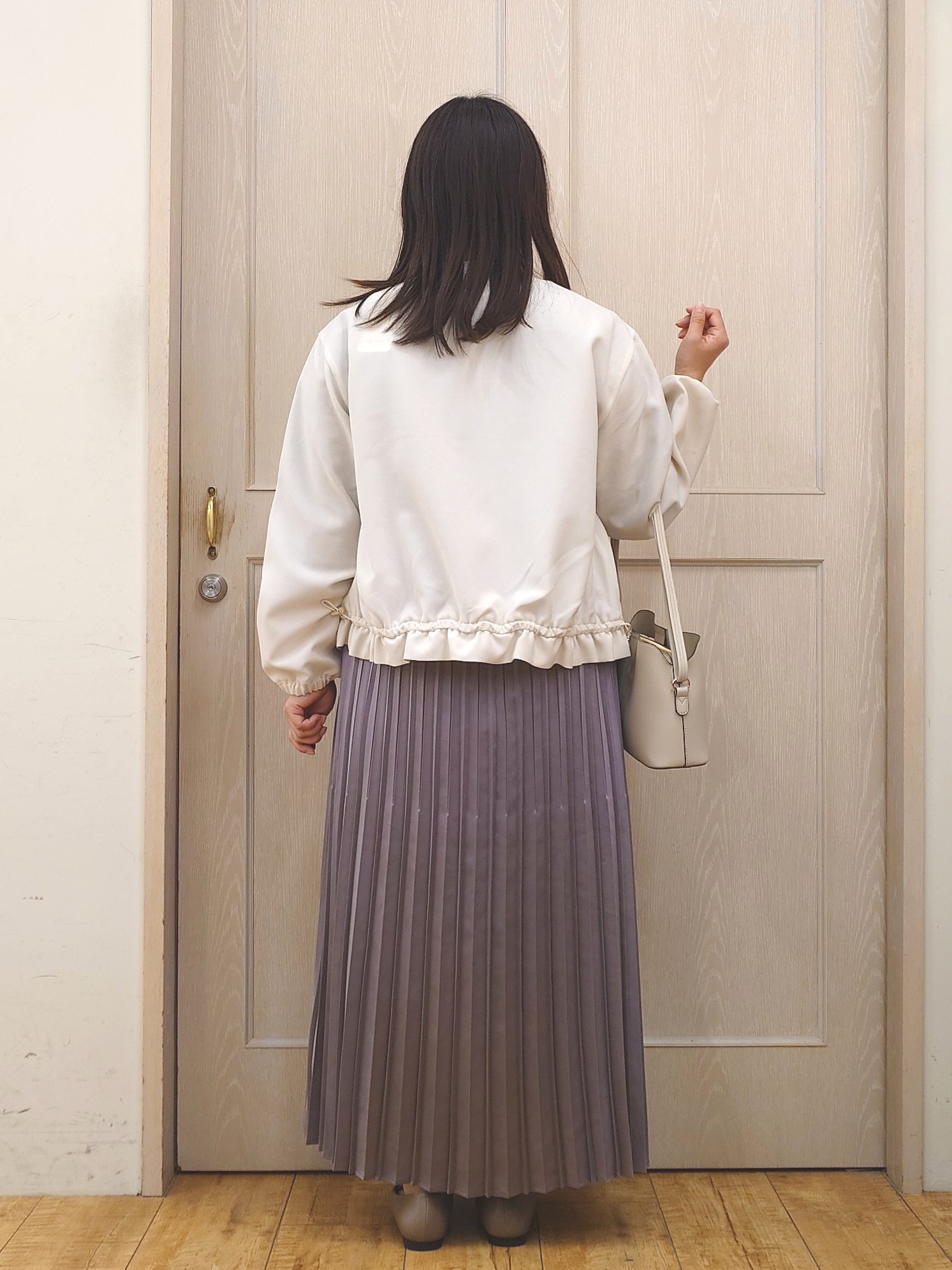 とろろさんの「SHOO･LA･RUE｜【セットアップ可/洗濯機可】上品チェックが好印象 ゆるさら6分袖ブラウス」を使ったコーディネート