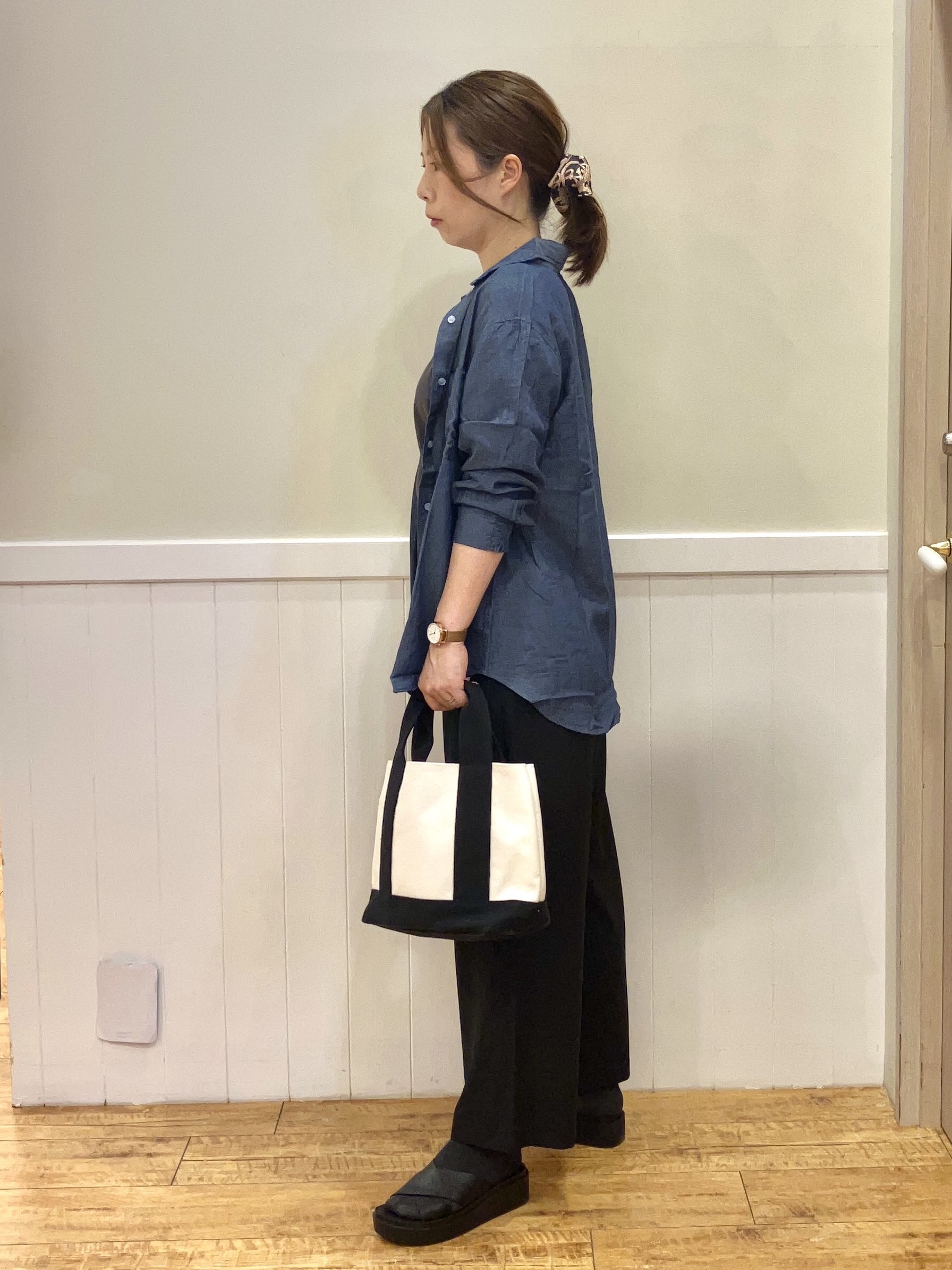 FUJIさんの「SHOO･LA･RUE｜【綿100%/S-LL/プチプラ】ゆるシルエット シンプルTシャツ」を使ったコーディネート