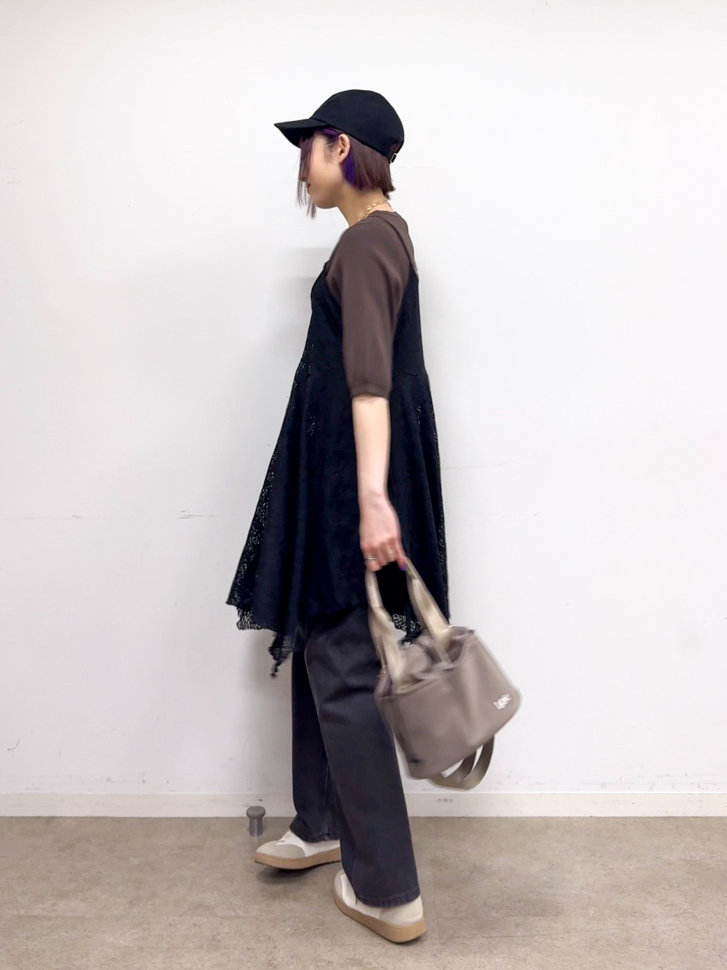 𝐜𝐡𝐢𝐤𝐚さんの「SHOO･LA･RUE｜【毎日洗える/S-LL/UV】上半身すっきり 二の腕見せない5分袖ニット」を使ったコーディネート