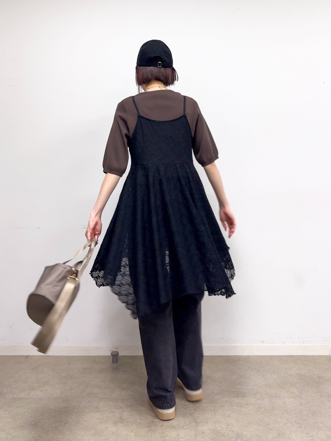 𝐜𝐡𝐢𝐤𝐚さんの「SHOO･LA･RUE｜【毎日洗える/S-LL/UV】上半身すっきり 二の腕見せない5分袖ニット」を使ったコーディネート