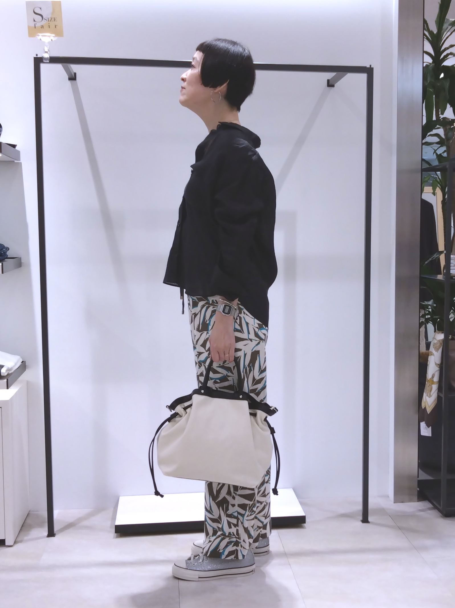 まちこさんの「UNTITLED｜【接触冷感】ドライタッチシャツ」を使ったコーディネート