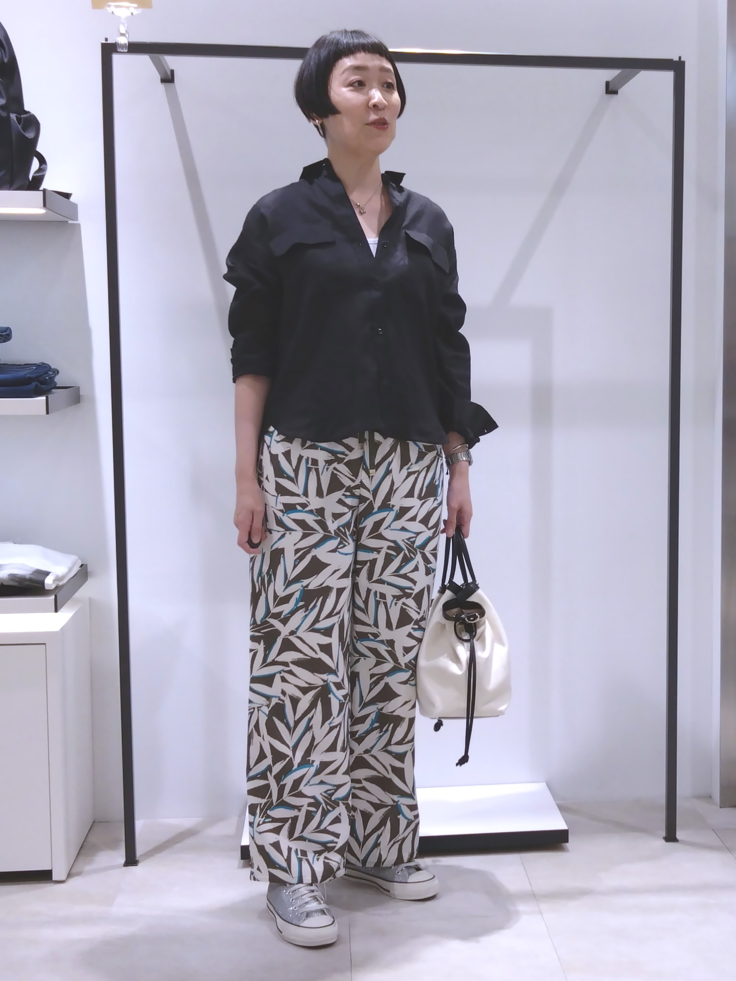 まちこさんの「UNTITLED｜【接触冷感】ドライタッチシャツ」を使ったコーディネート