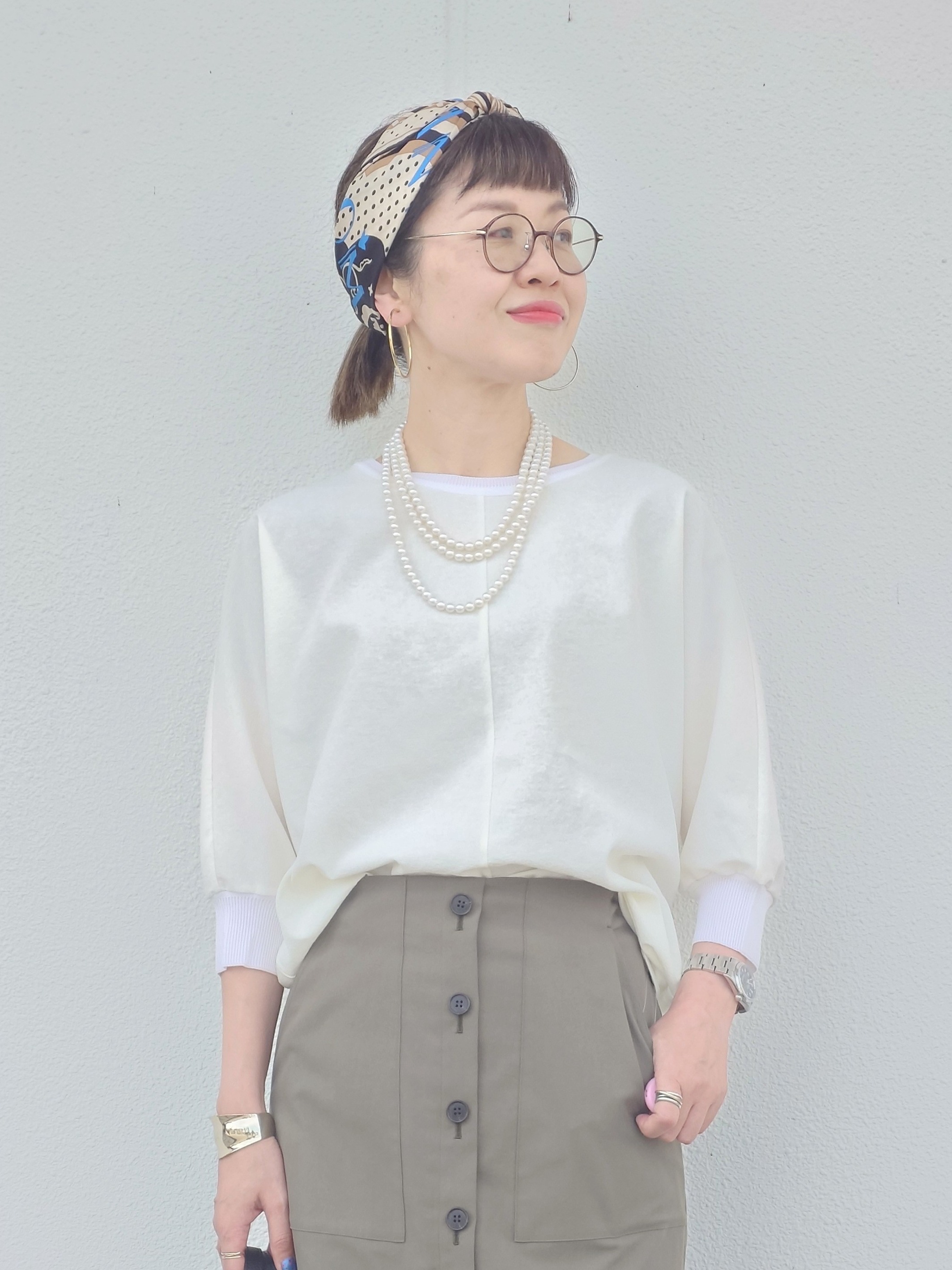 MUTSUKOさんの「UNTITLED｜【吸水速乾/UVカット】ドルマンスリーブブラウス」を使ったコーディネート