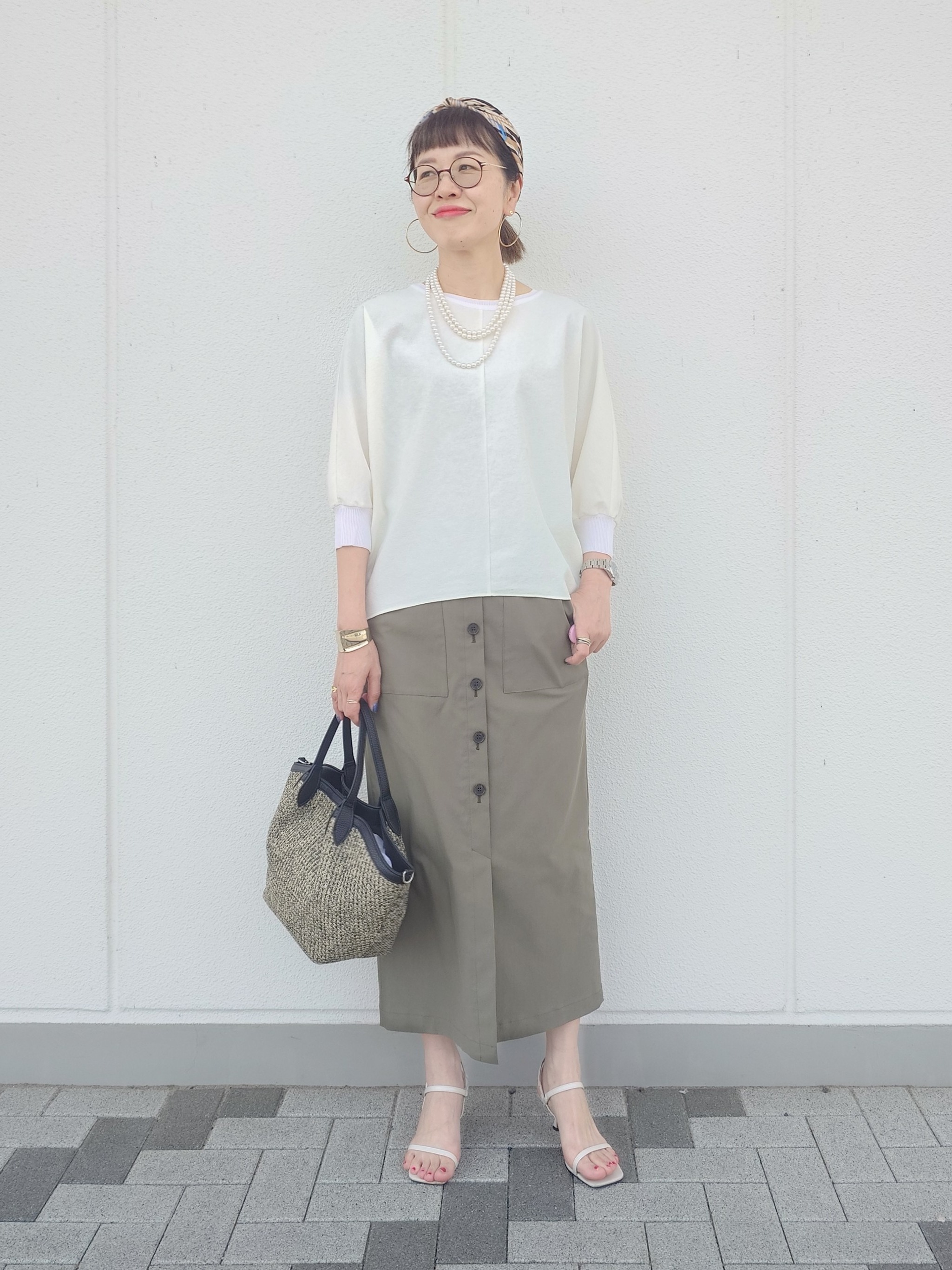 MUTSUKOさんの「UNTITLED｜【吸水速乾/UVカット】ドルマンスリーブブラウス」を使ったコーディネート
