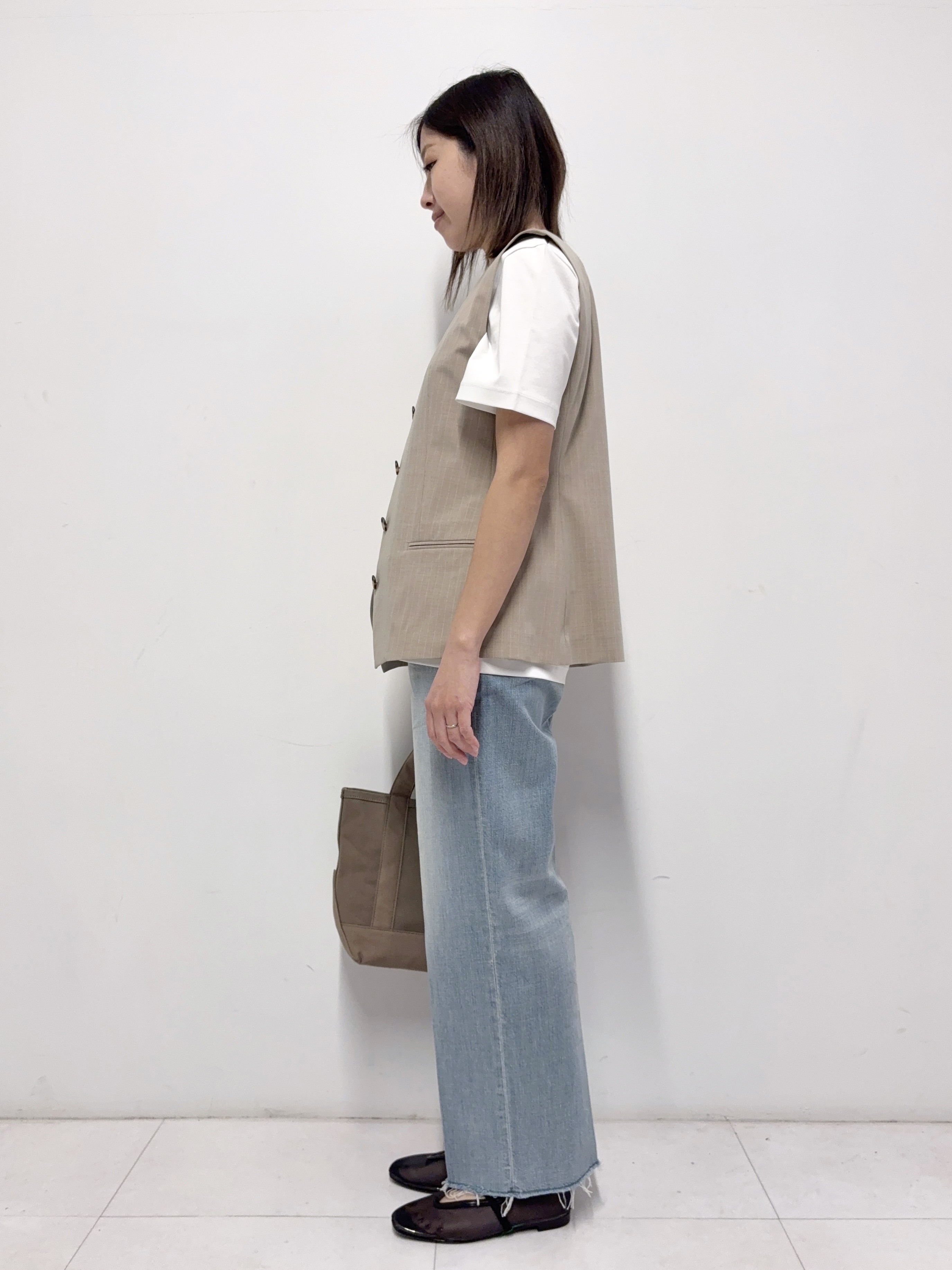 Nishijimaさんの「DRESSTERIOR｜【セットアップ可/ウォッシャブル】セットアップストライプジレ」を使ったコーディネート