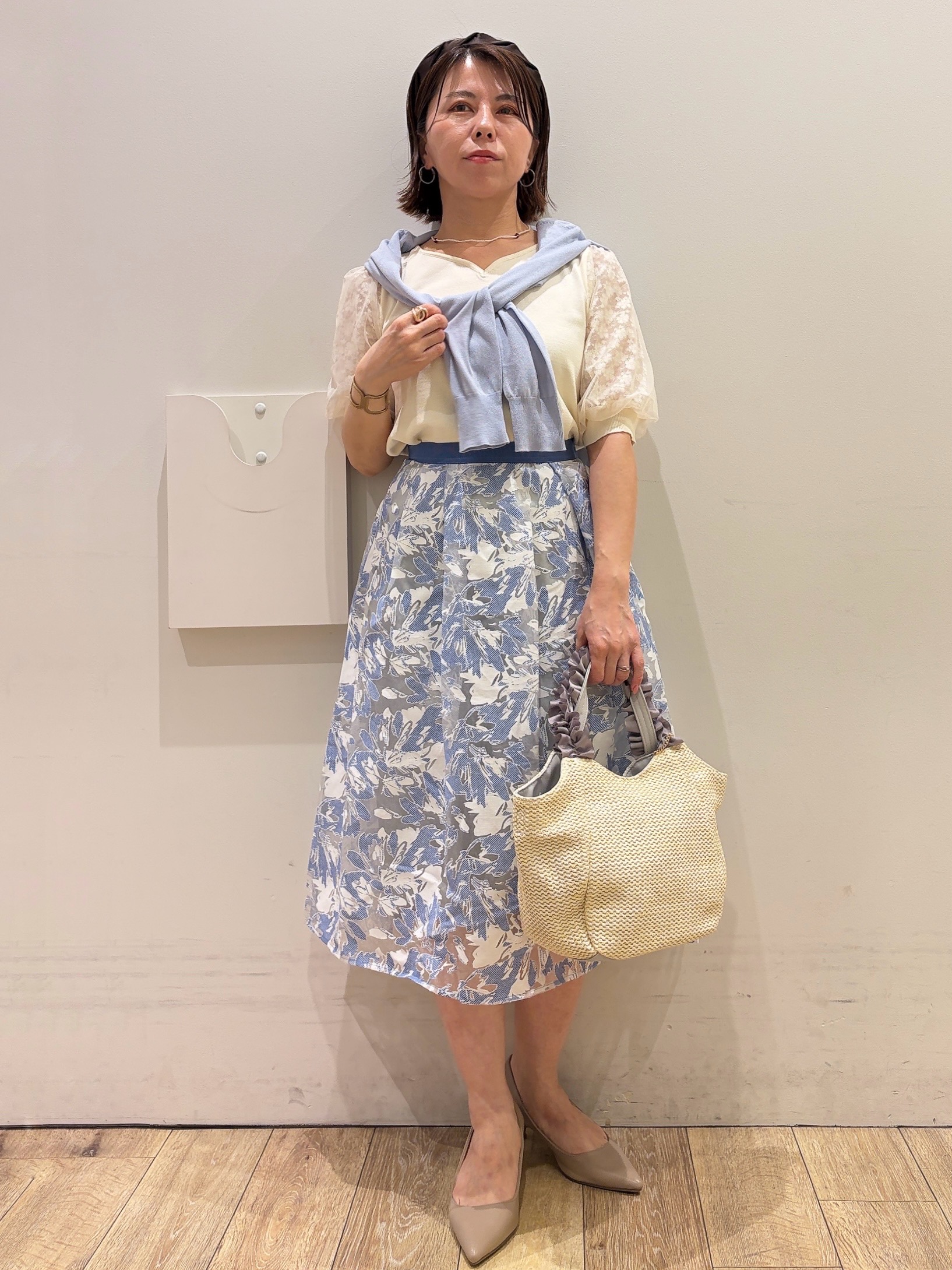 YUKOさんの「index｜【UVケア】レーススリーブハートネックニット《洗濯機OK／抗ピル／XS～LL》」を使ったコーディネート