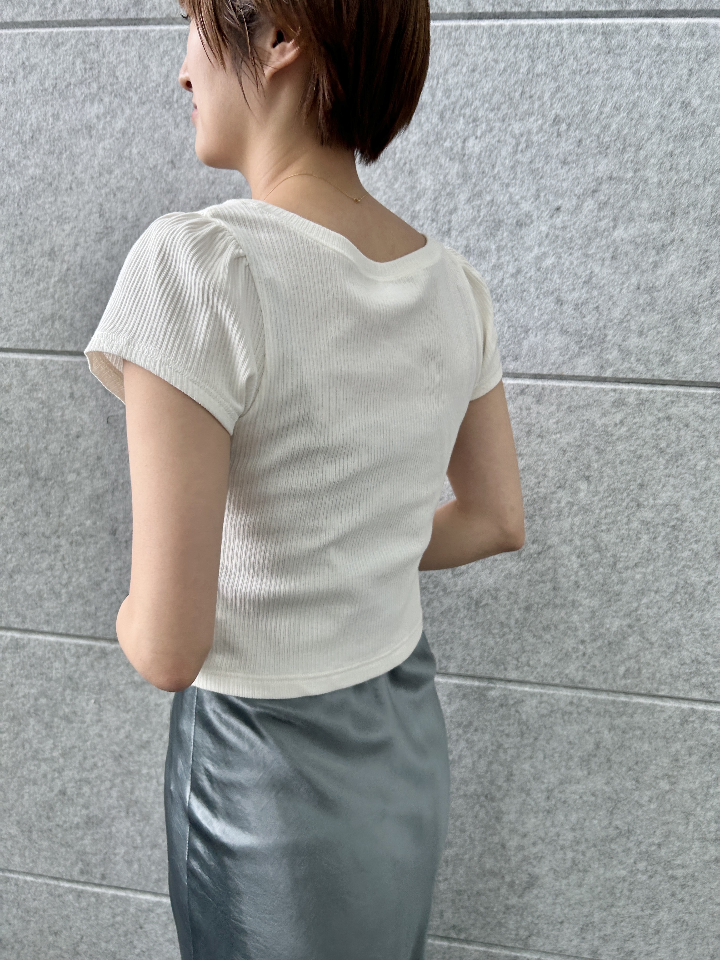 harunaさんの「CODE A｜M everyday rib button tee」を使ったコーディネート