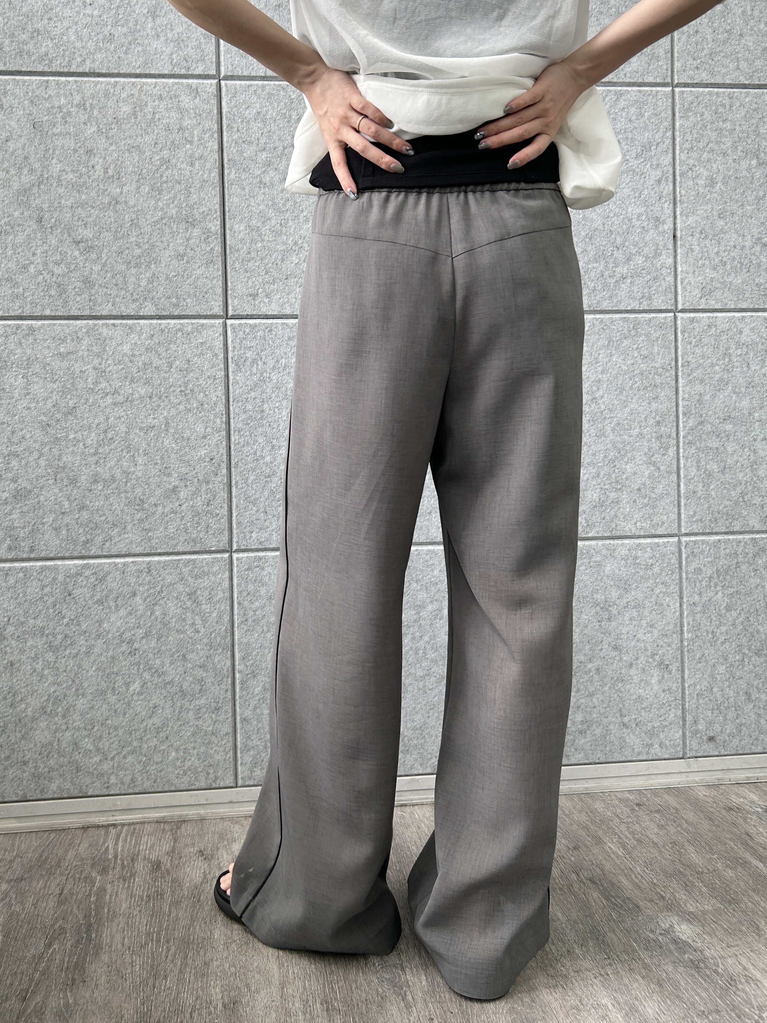 harunaさんの「CODE A｜sheer code easy pants」を使ったコーディネート