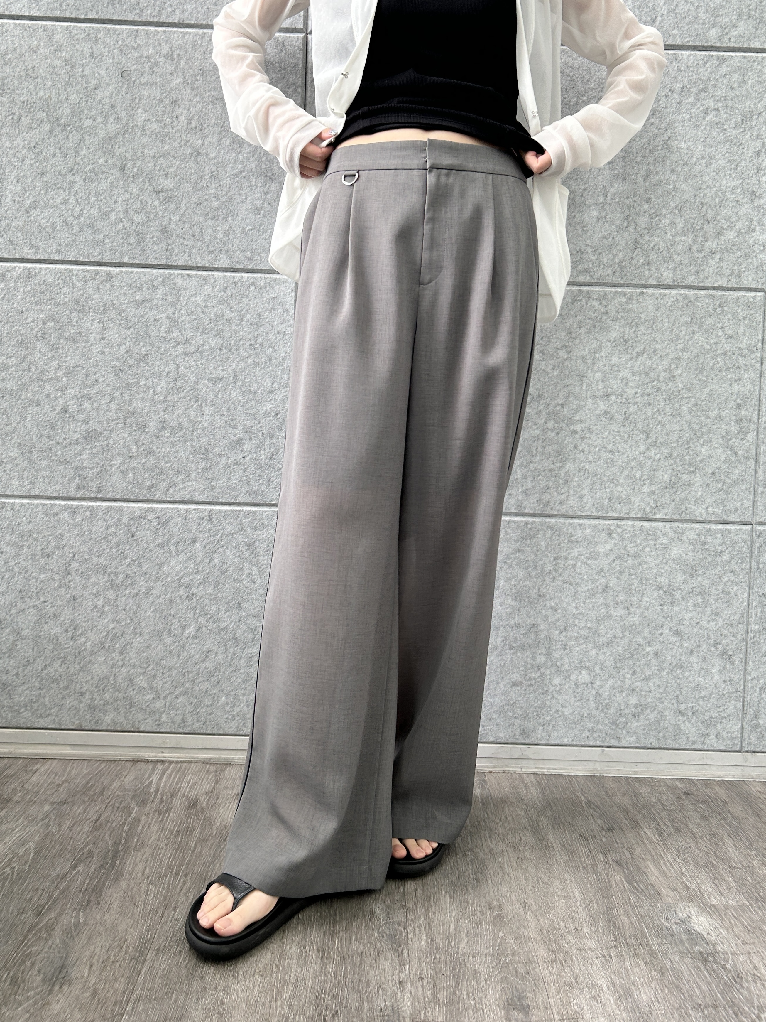 harunaさんの「CODE A｜sheer code easy pants」を使ったコーディネート