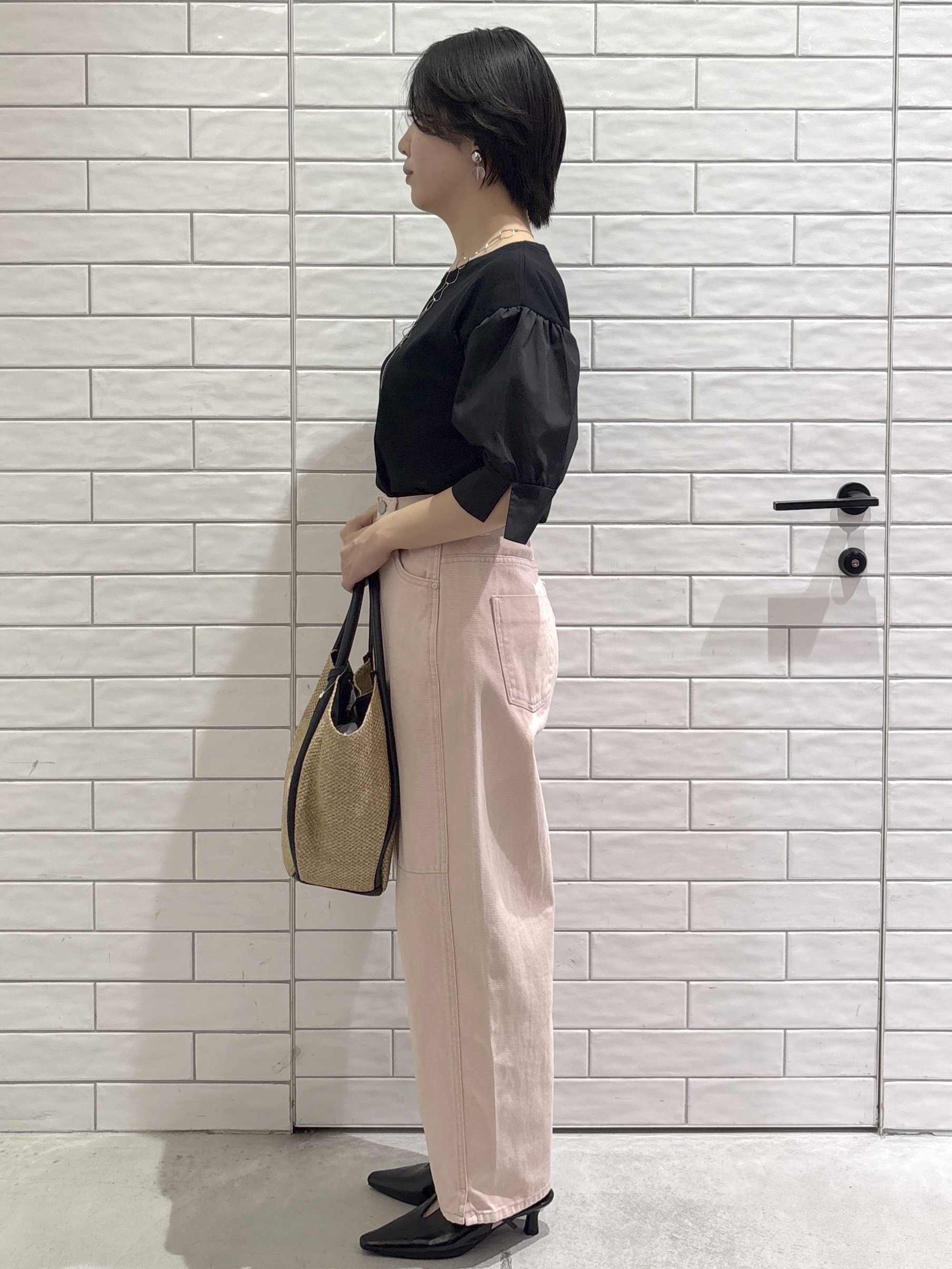 ayumiさんの「OPAQUE.CLIP｜ボリュームスリーブドッキングニット」を使ったコーディネート