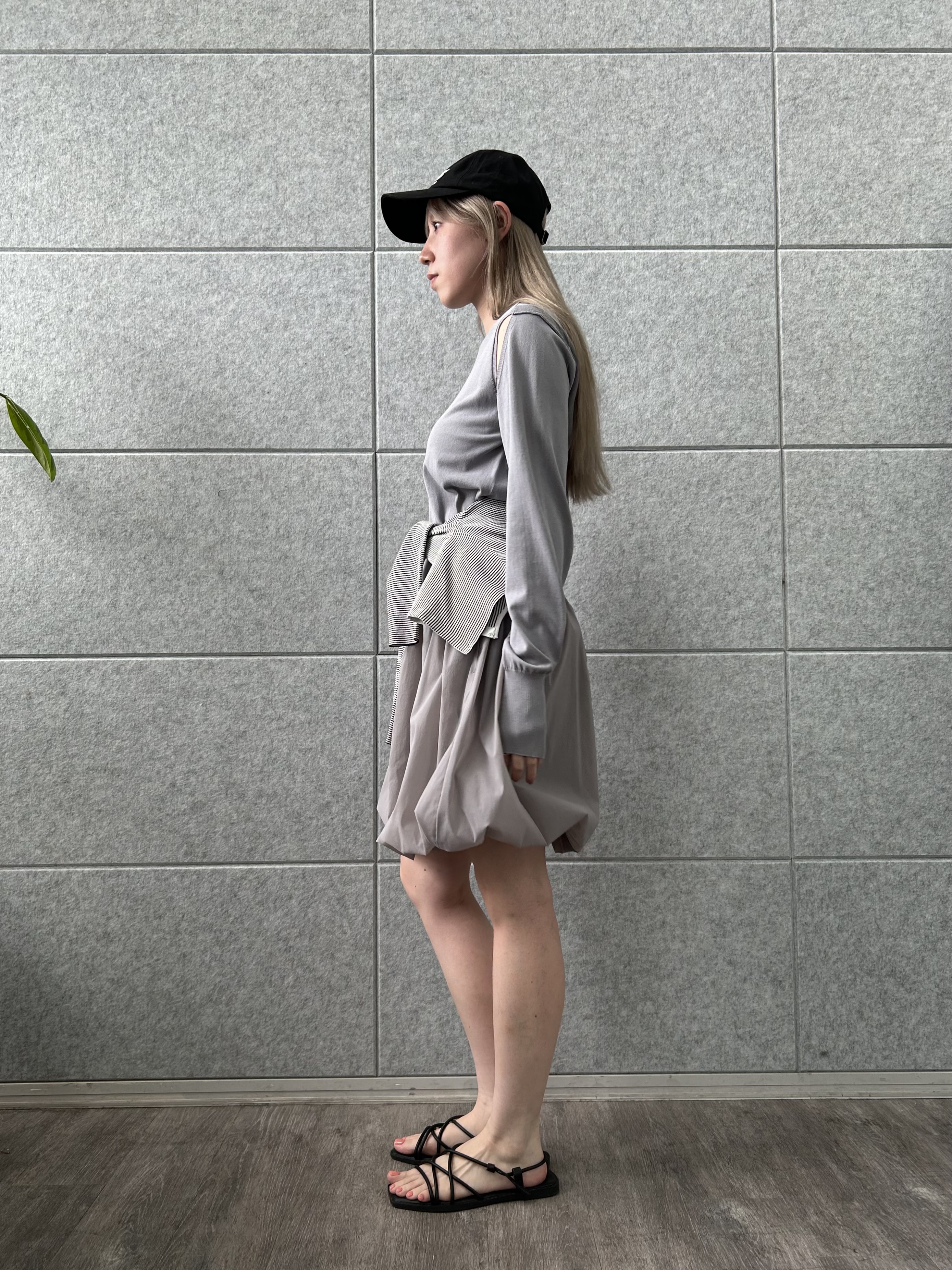 honoka Aさんの「CODE A｜slit pullover knit」を使ったコーディネート
