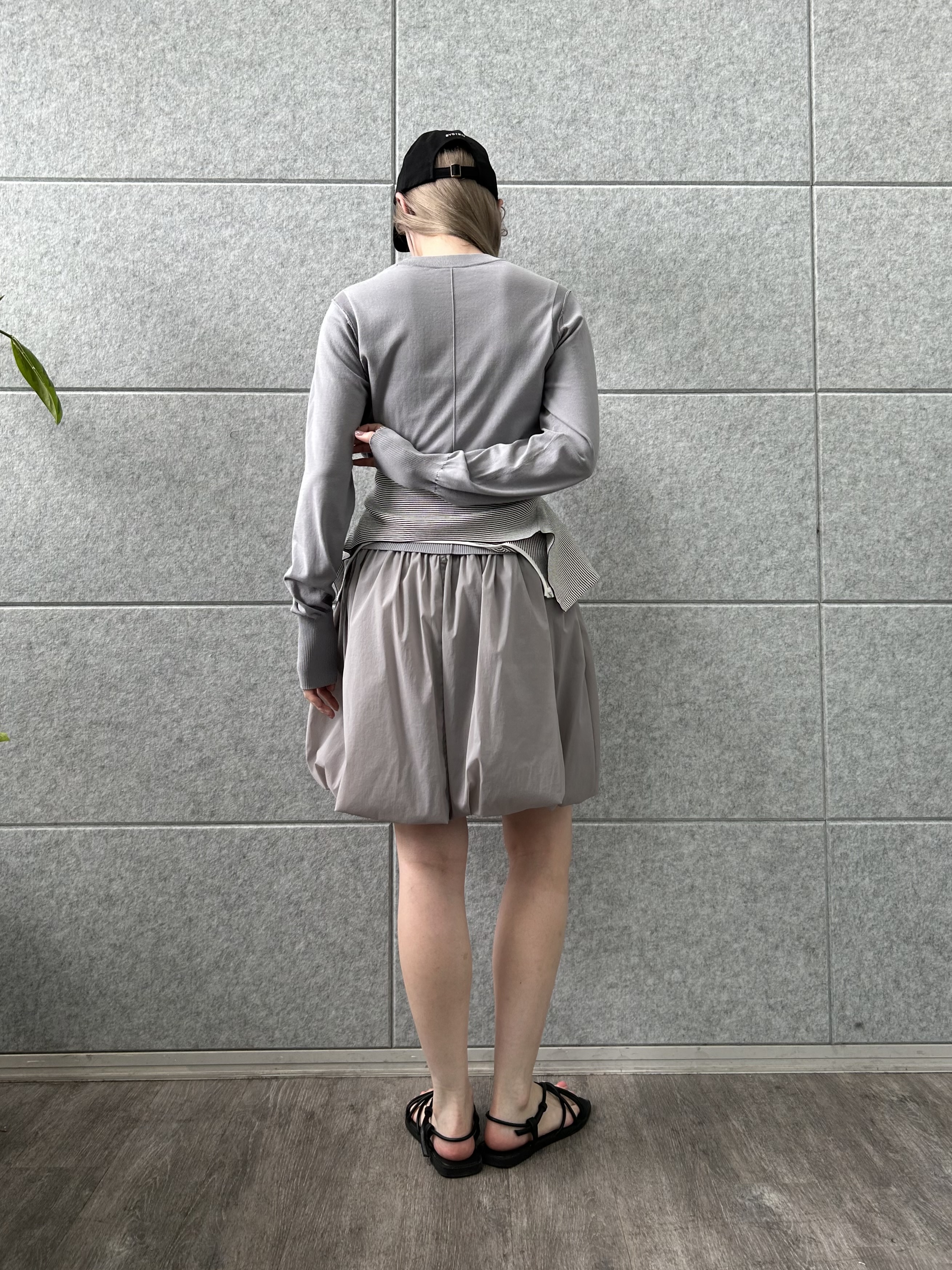 honoka Aさんの「CODE A｜slit pullover knit」を使ったコーディネート