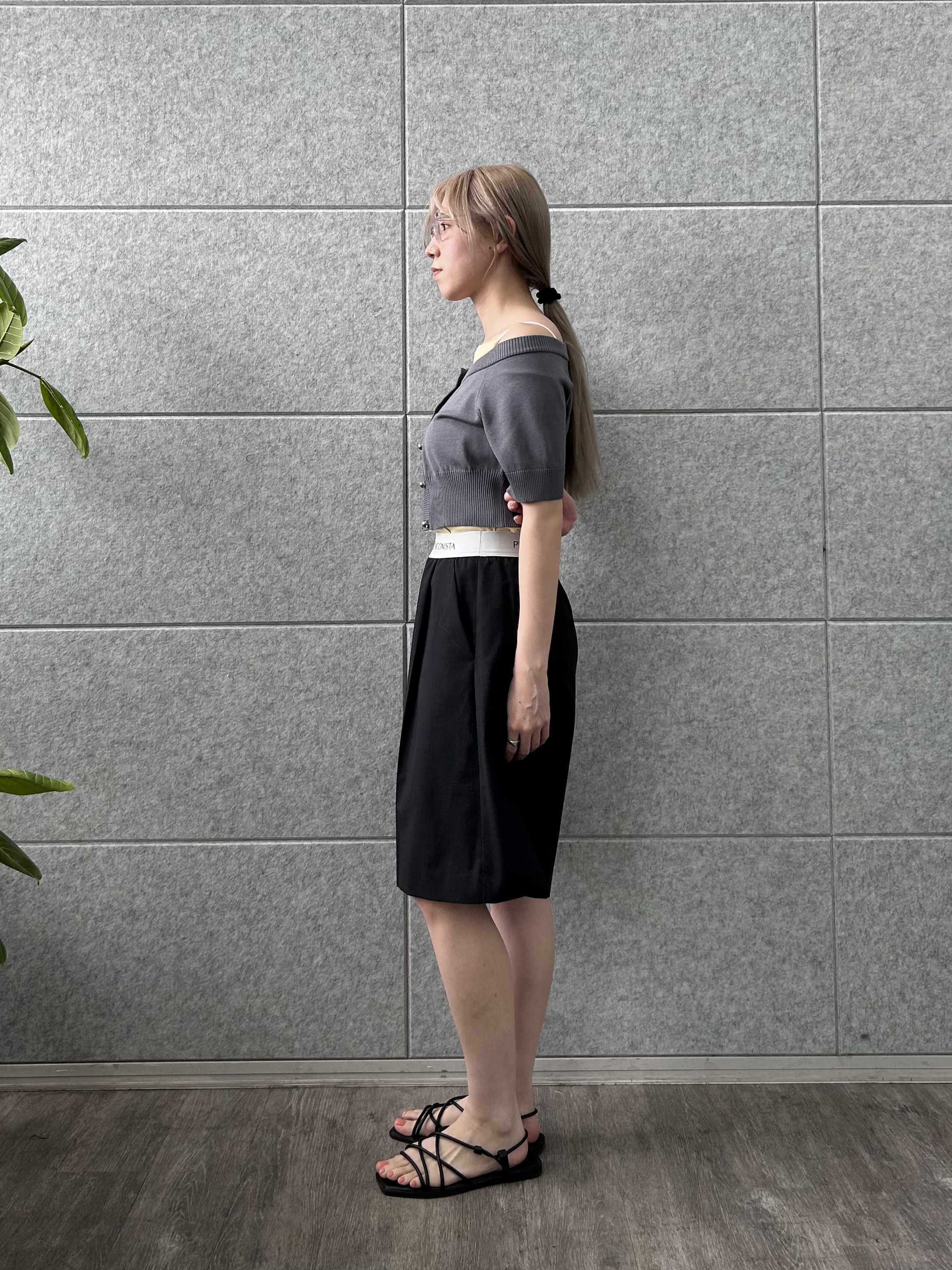 honoka Aさんの「CODE A｜design knit short cardigan」を使ったコーディネート