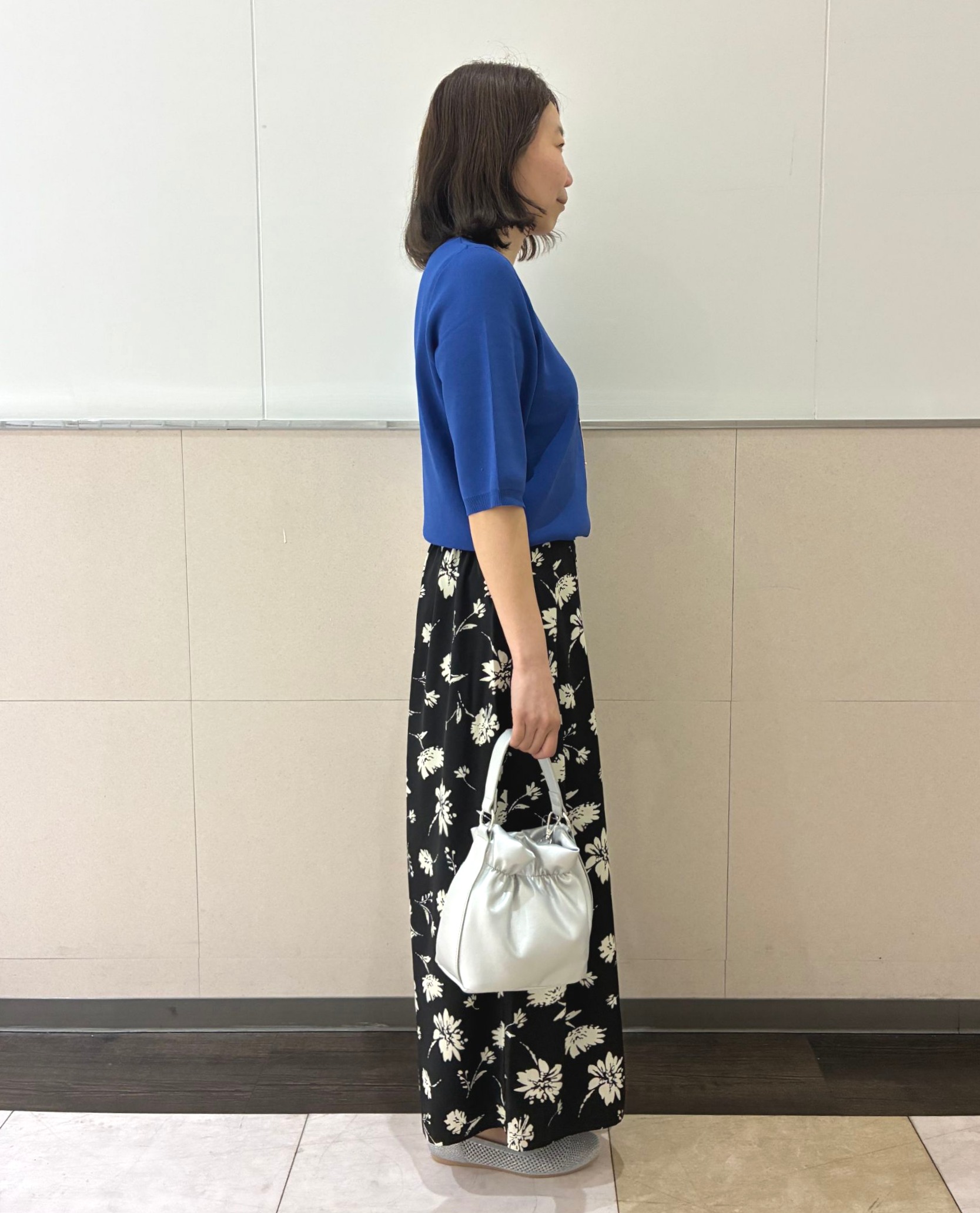 ジュンさんの「SHOO･LA･RUE｜【毎日洗える/S-LL/UV】上半身すっきり 二の腕見せない5分袖ニット」を使ったコーディネート