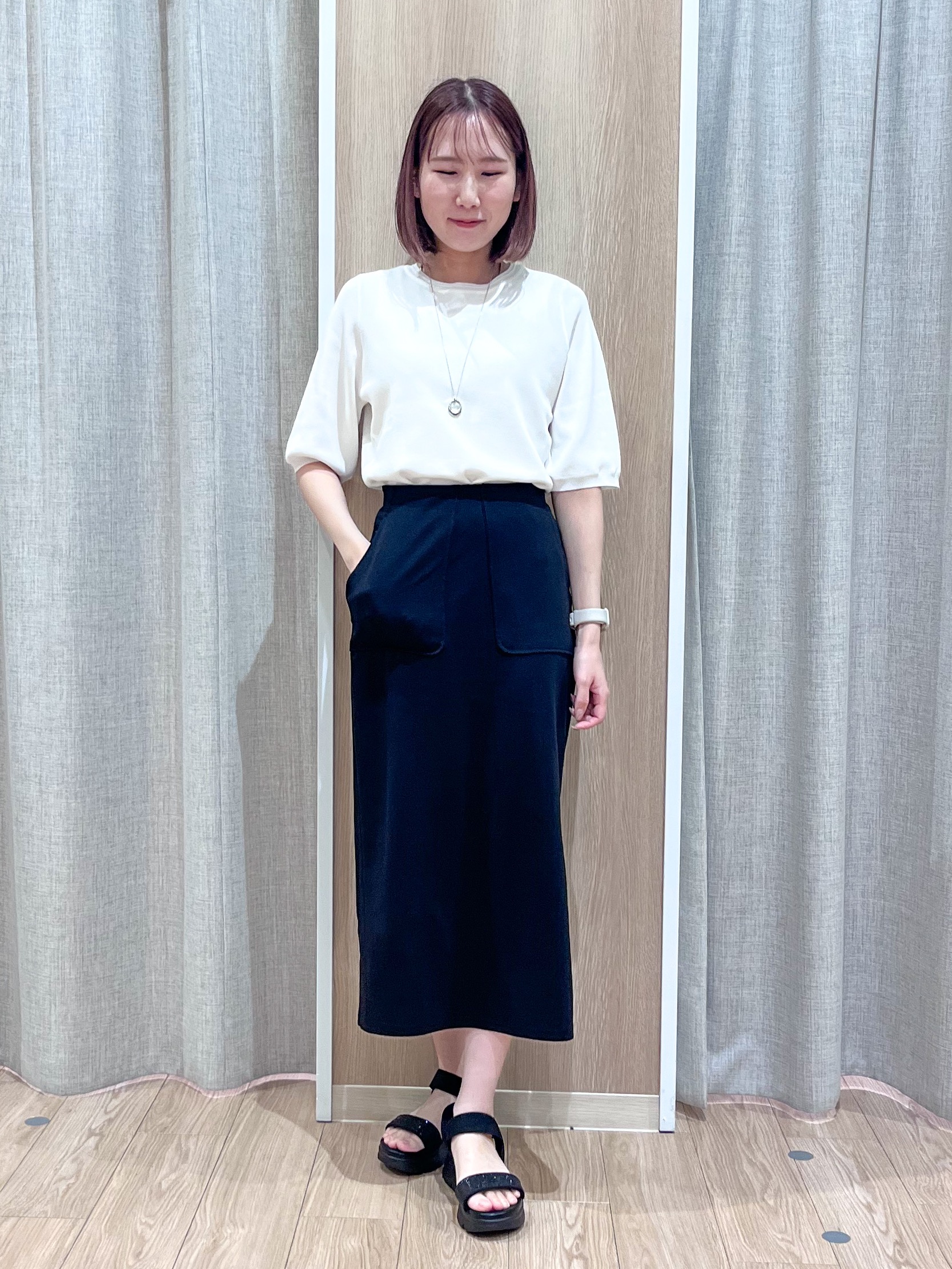 みーちゃんさんの「grove｜【イージーケア】麻混スタンドギャザーシャツ」を使ったコーディネート